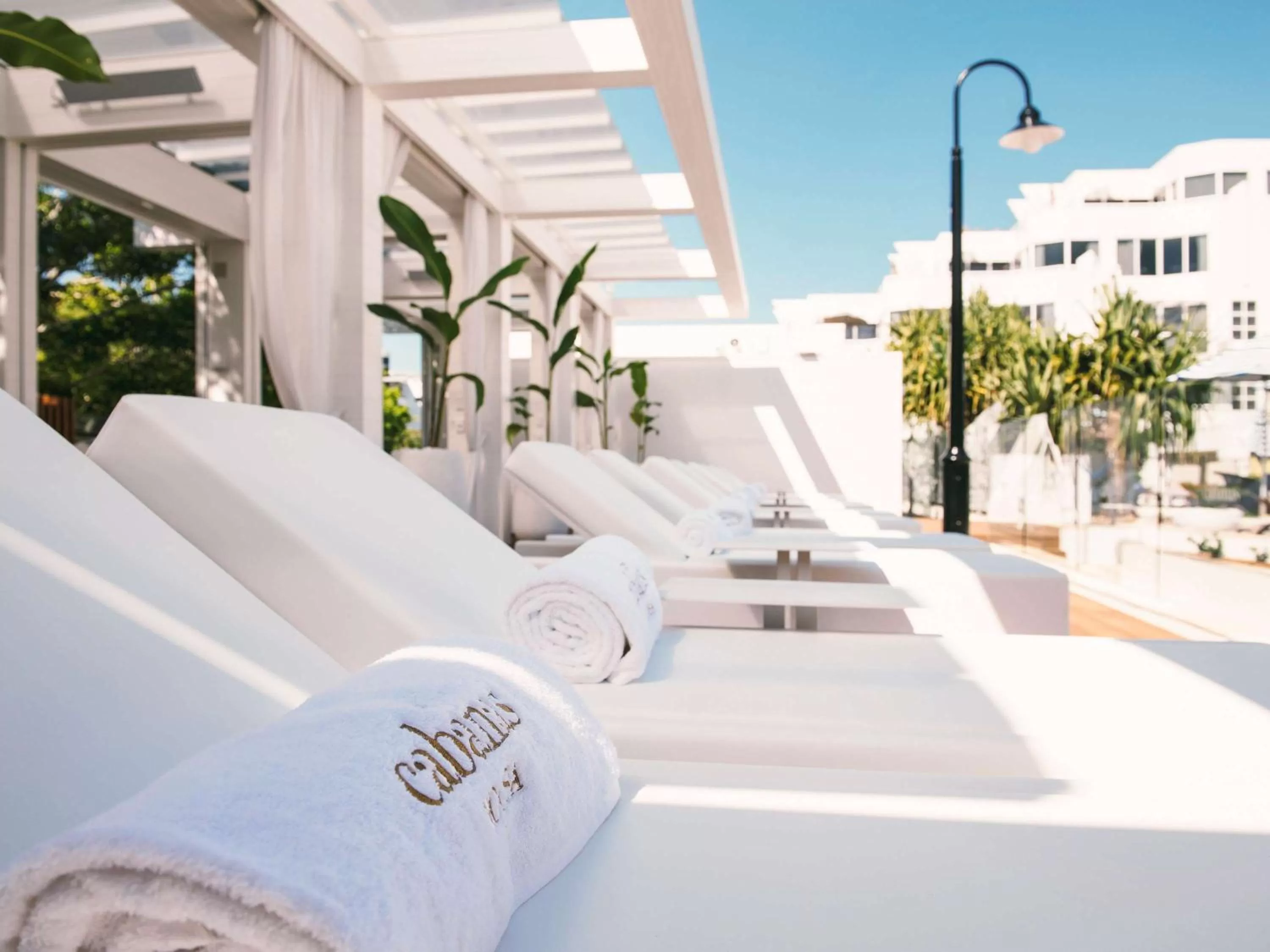 Lounge or bar in Sofitel Noosa Pacific Resort