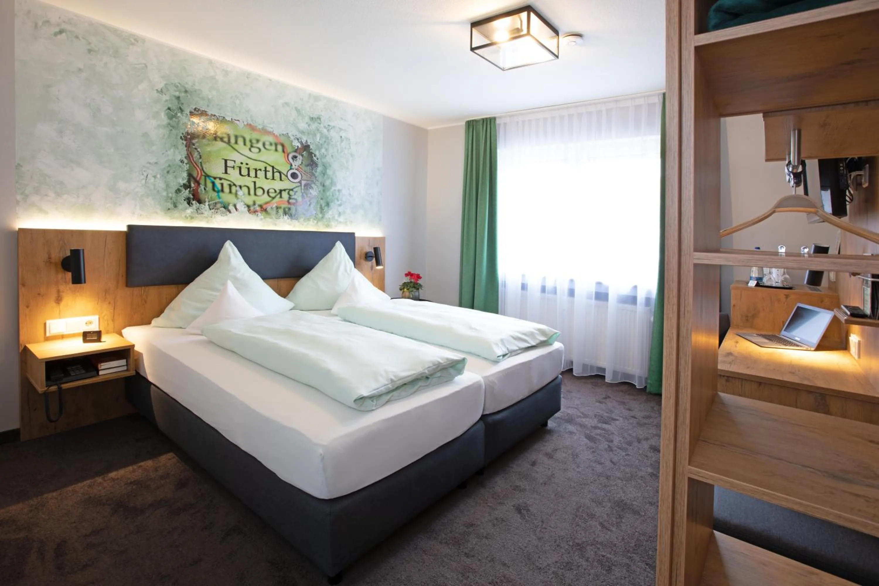 Bed in Ambient Hotel am Europakanal