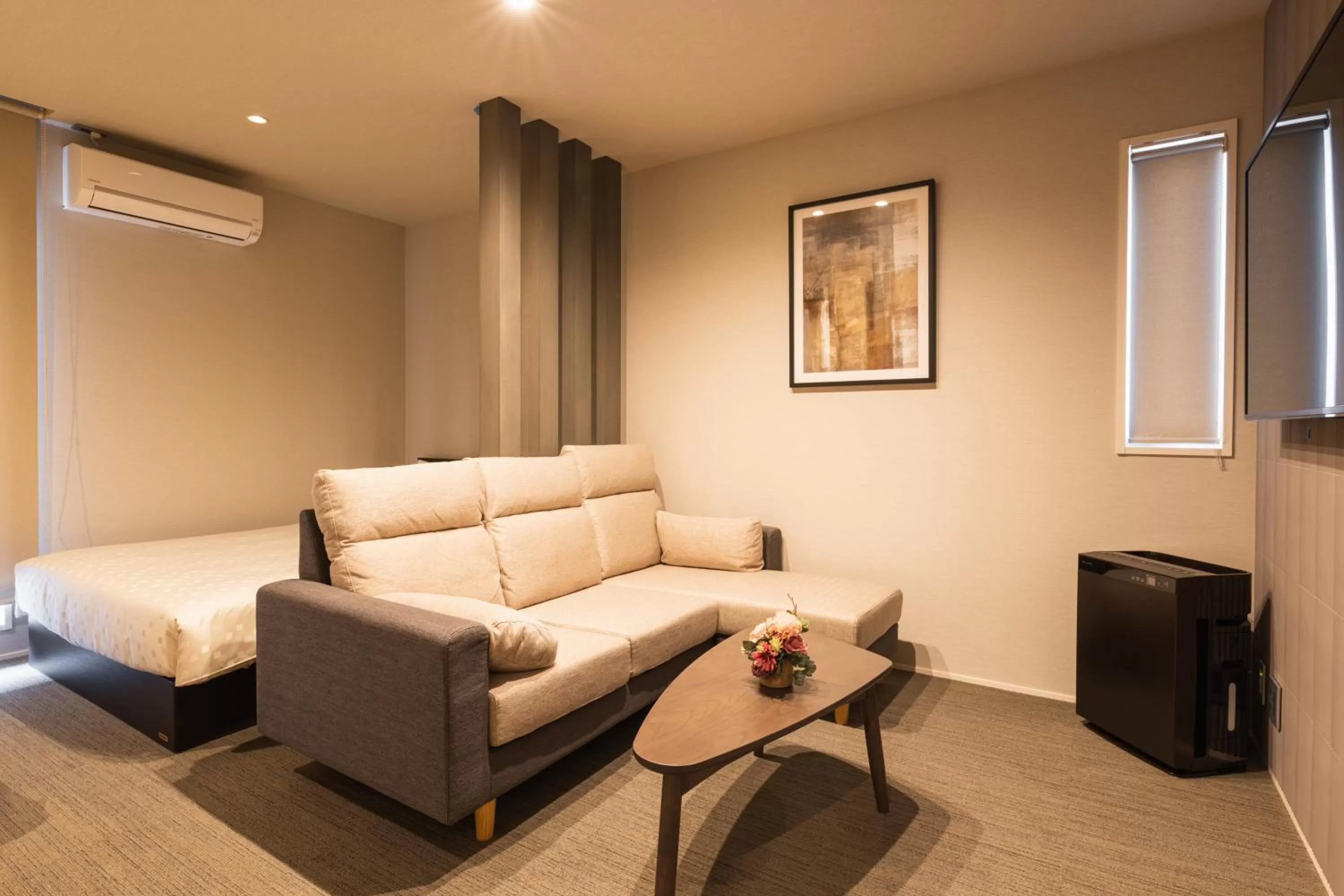 Photo of the whole room in GRAND BASE Hakata Naraya