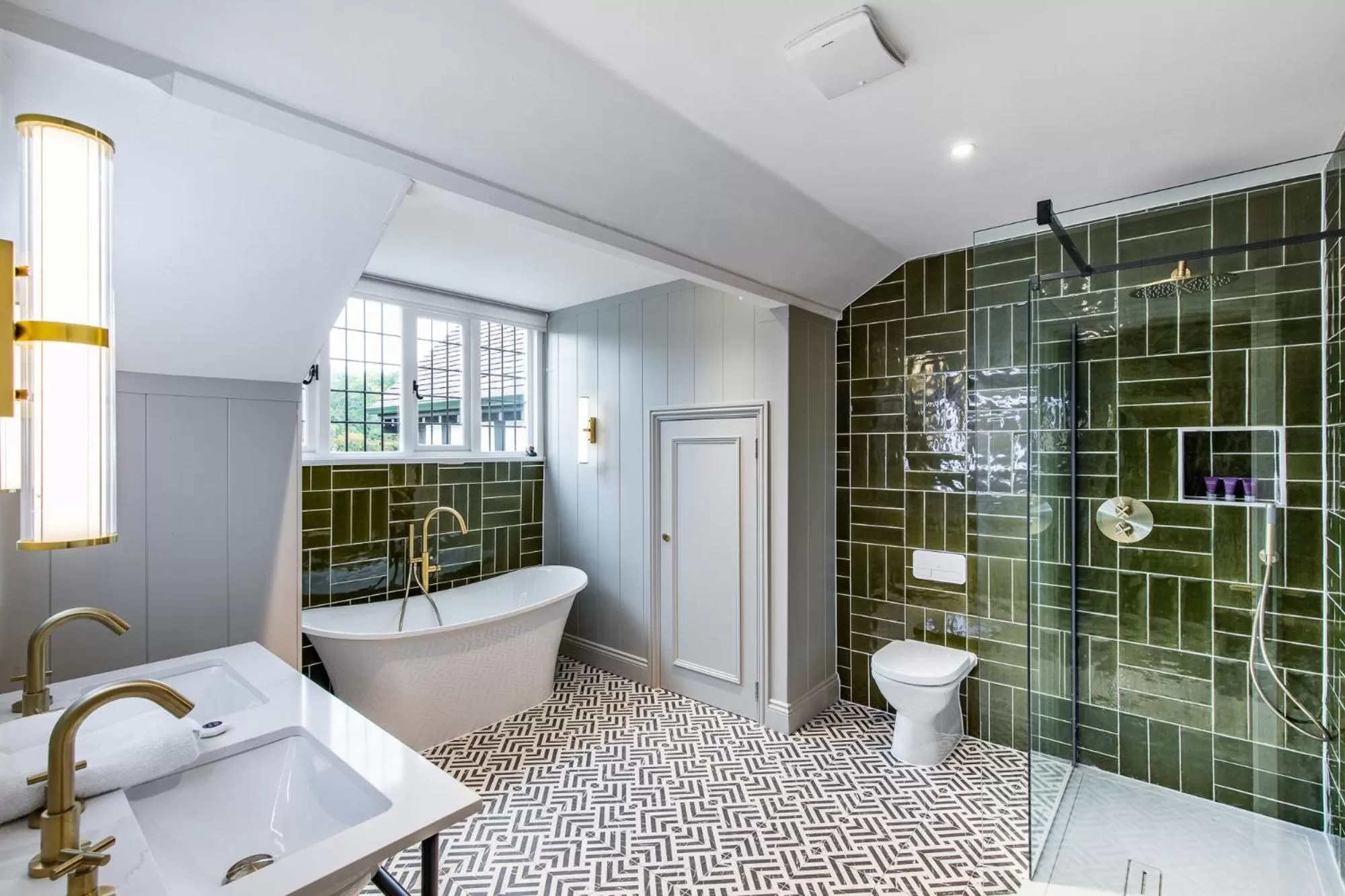 Shower in The Springs Resort & Golf Club