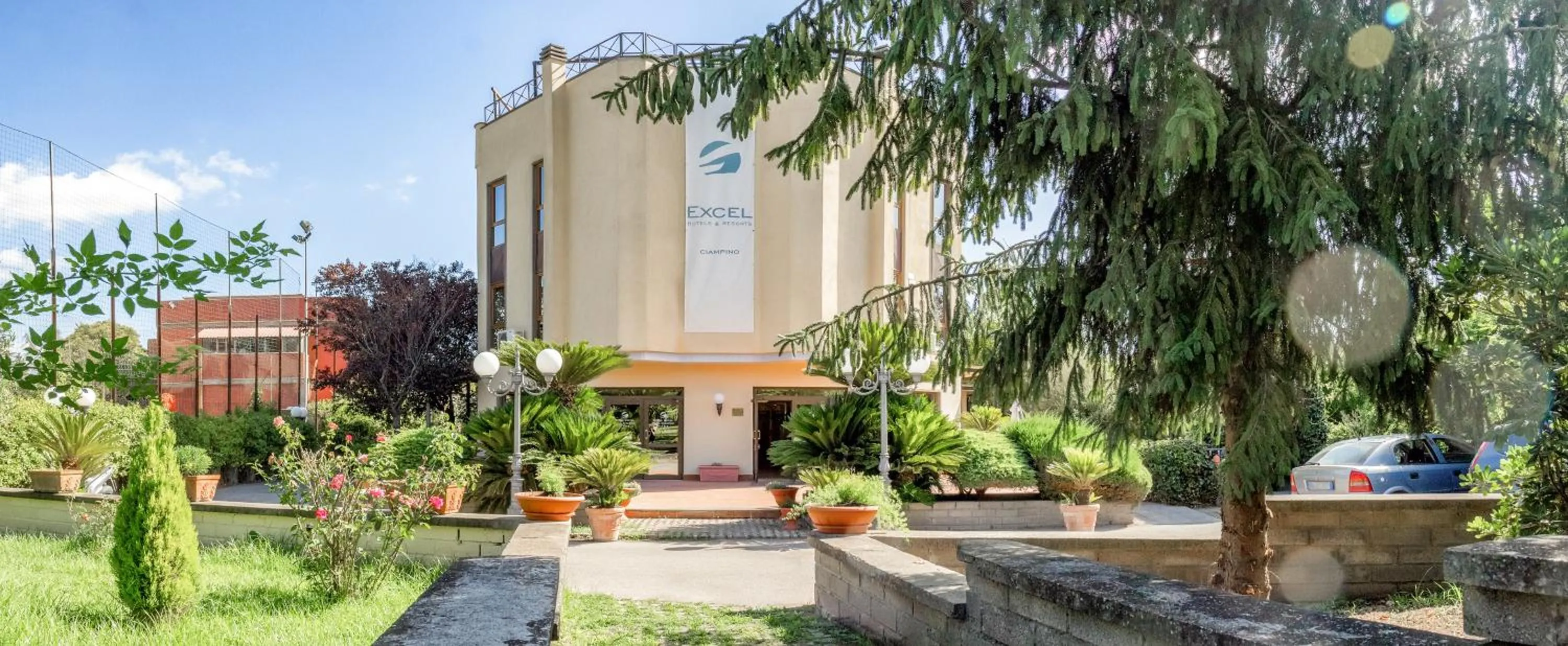 Facade/entrance in Excel Hotel Roma Ciampino