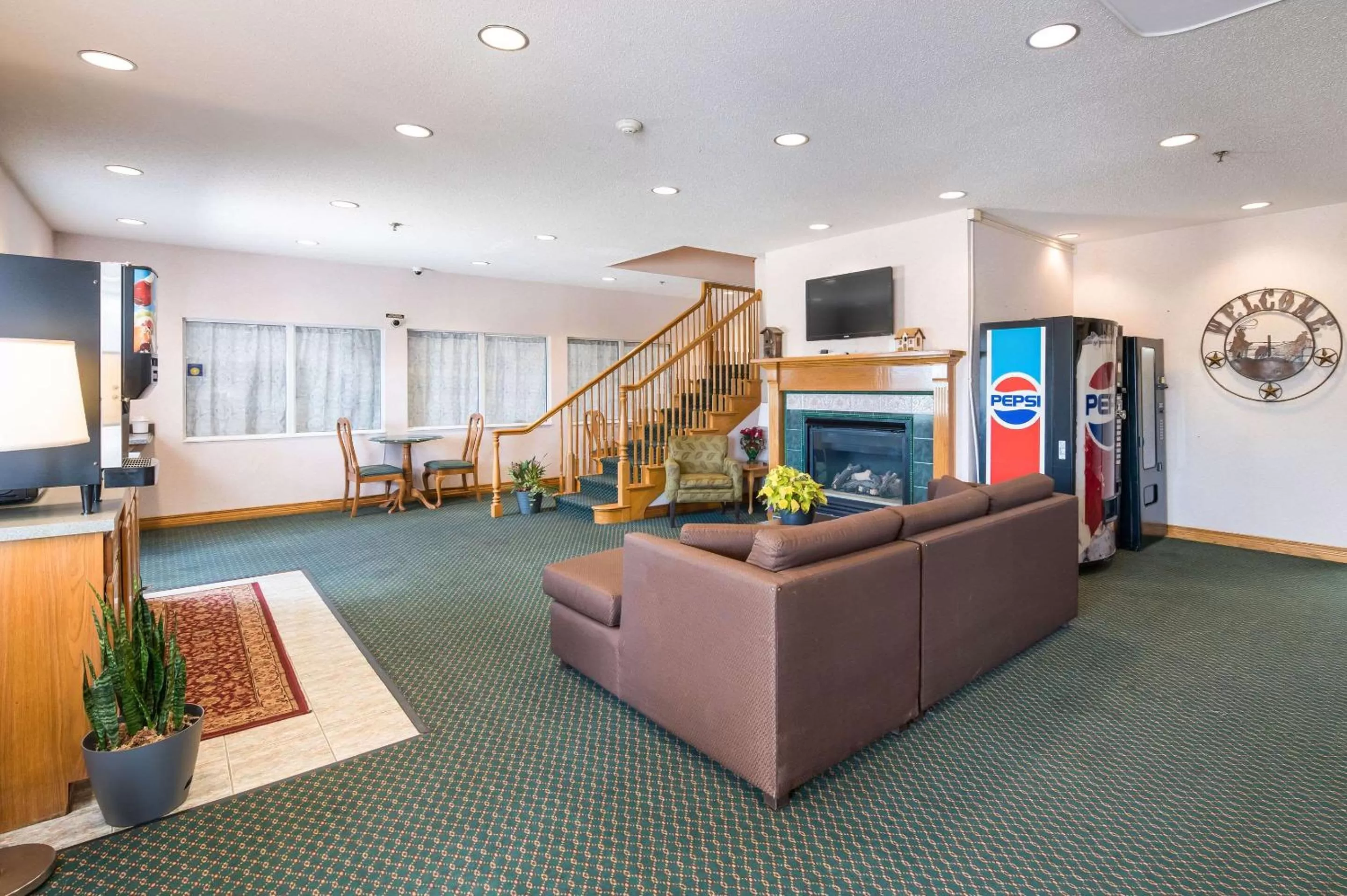 Lobby or reception in Rodeway Inn Urbana Champaign University Area