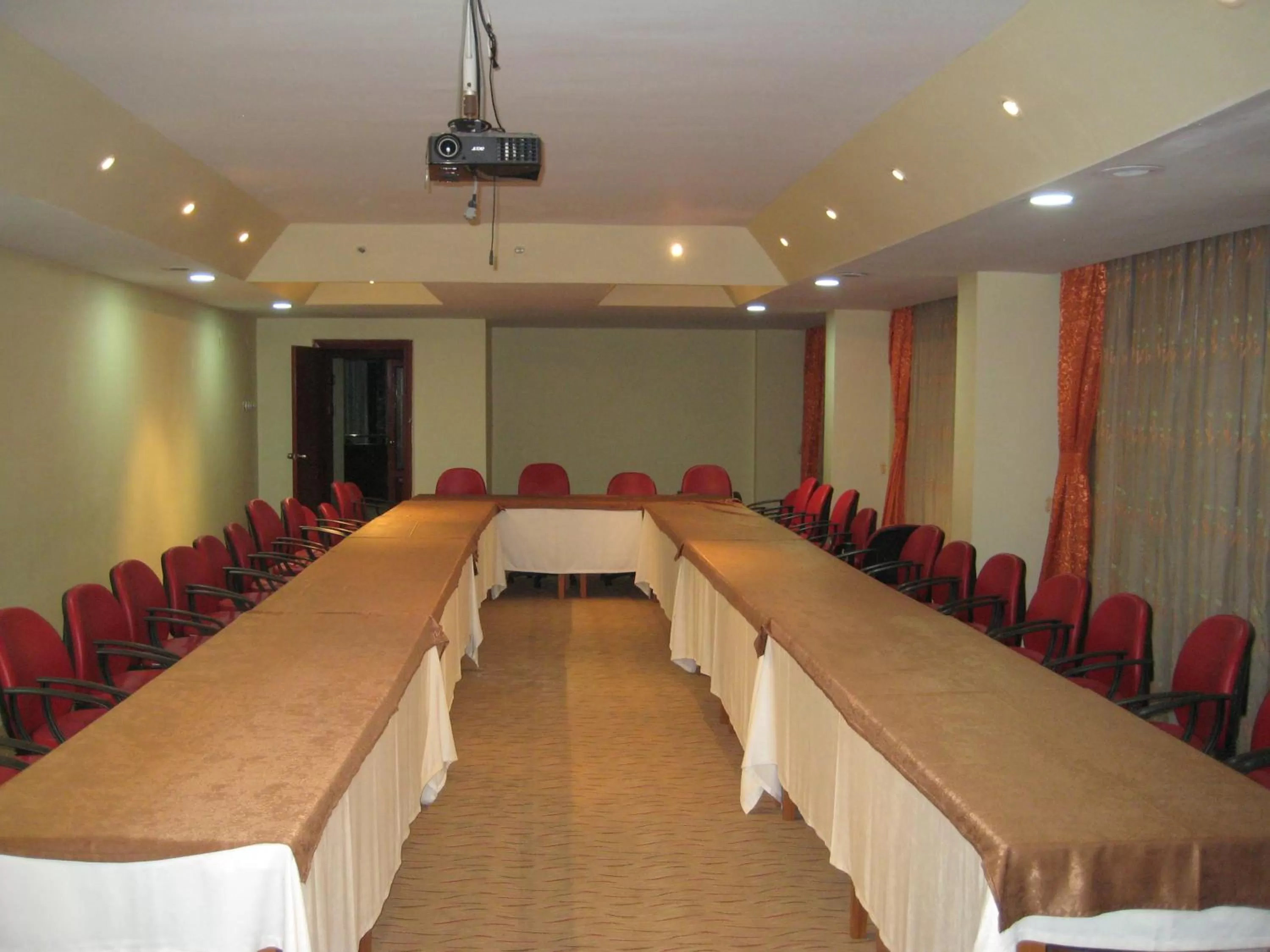 Meeting/conference room, Business Area/Conference Room in Miroglu Hotel