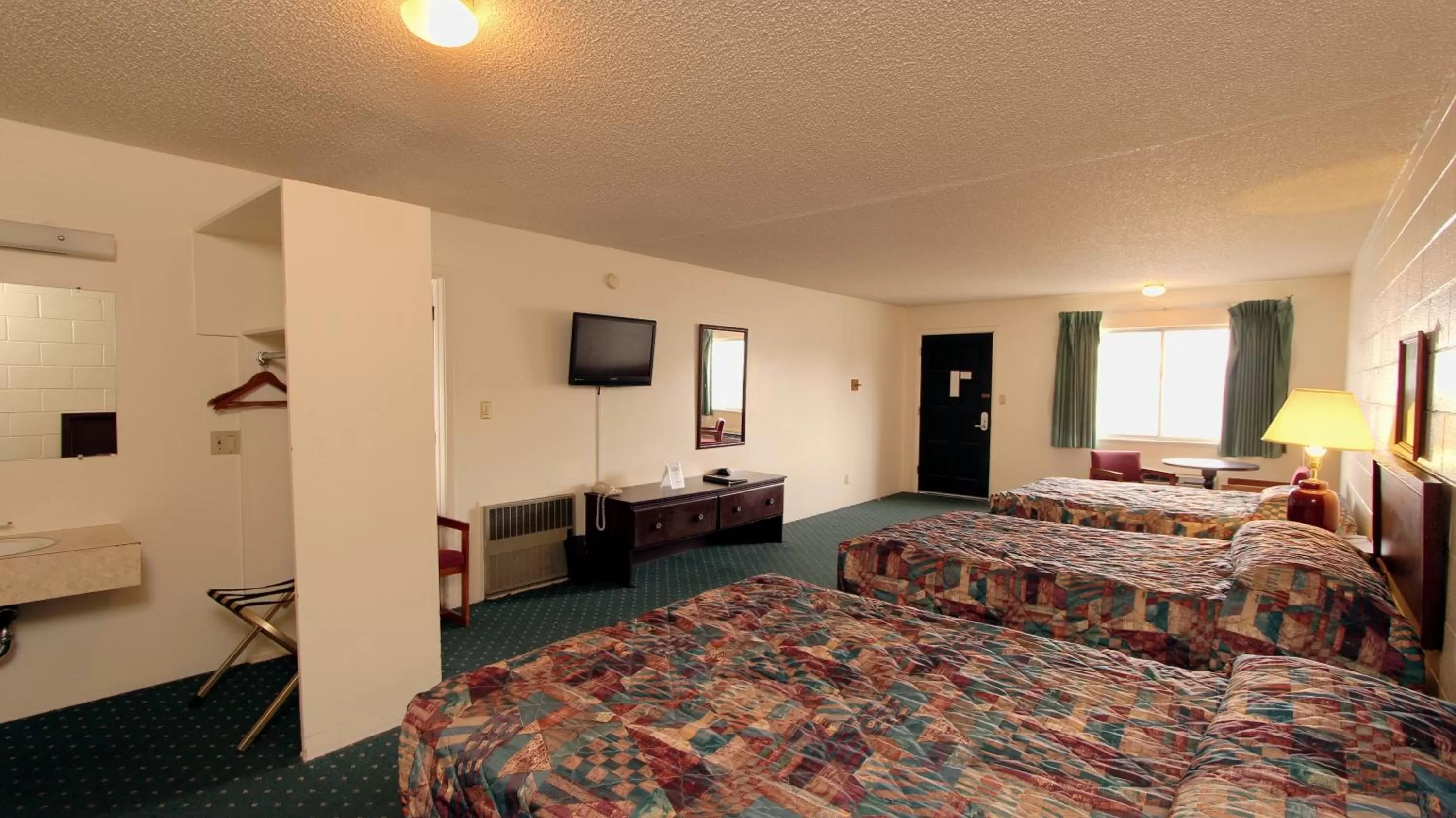 Bedroom, Bed in Winners Inn Casino