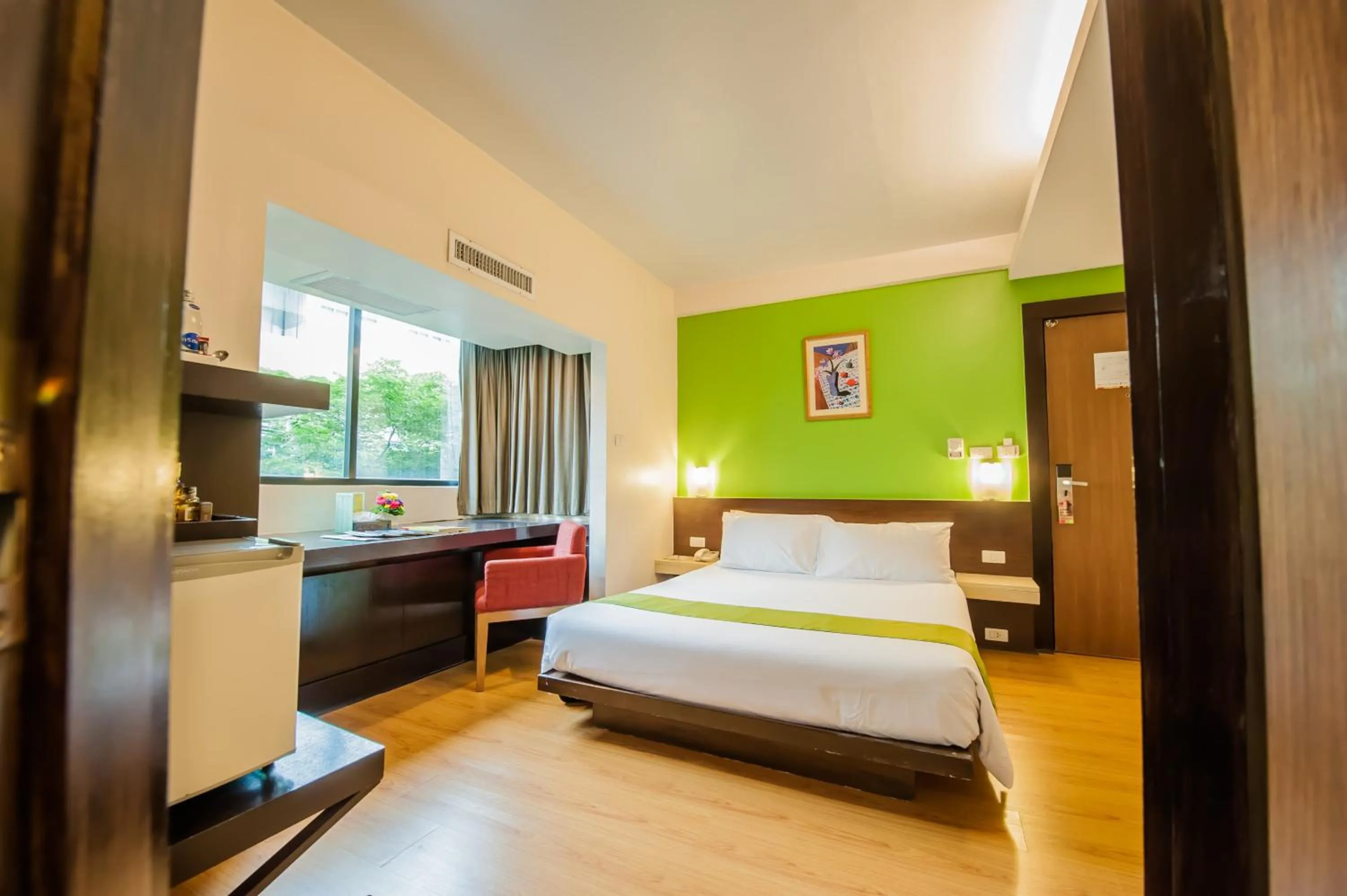 Bed in The Seasons Bangkok Huamark