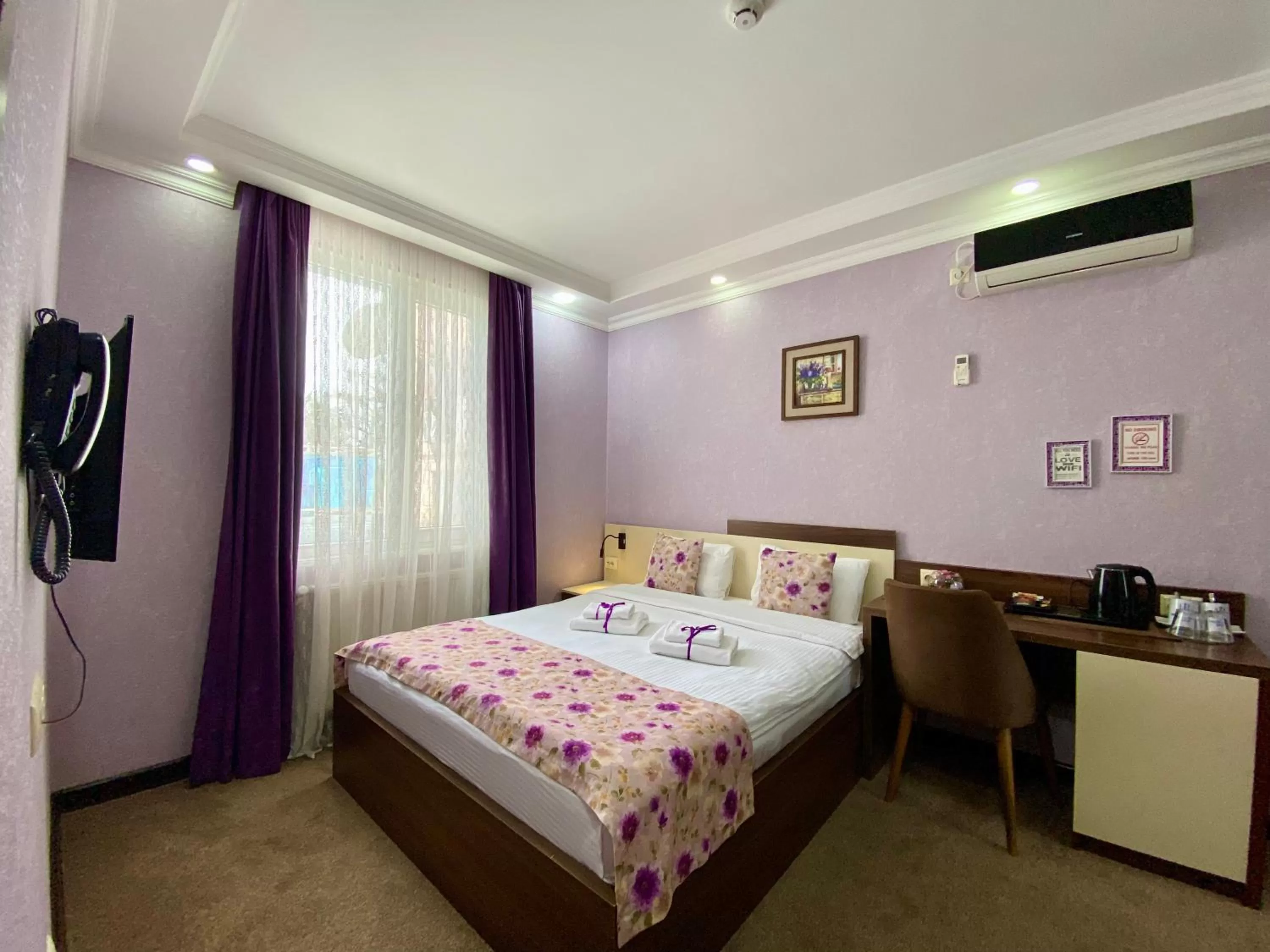 Bedroom, Bed in Hotel Park