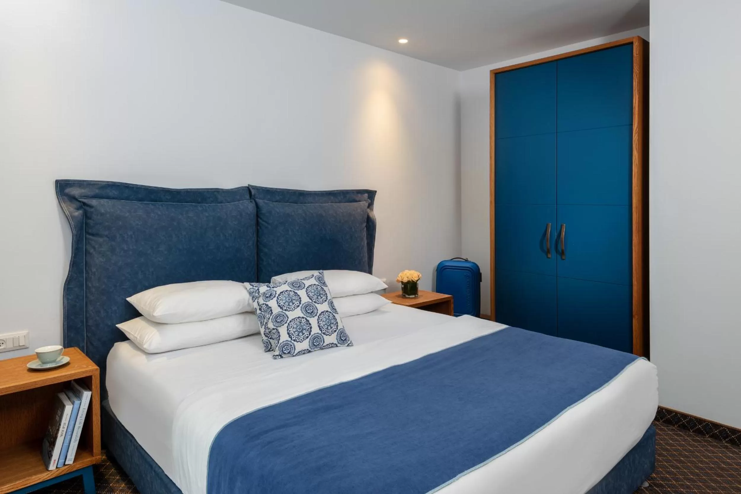 Photo of the whole room, Bed in Embassy Hotel Tel Aviv