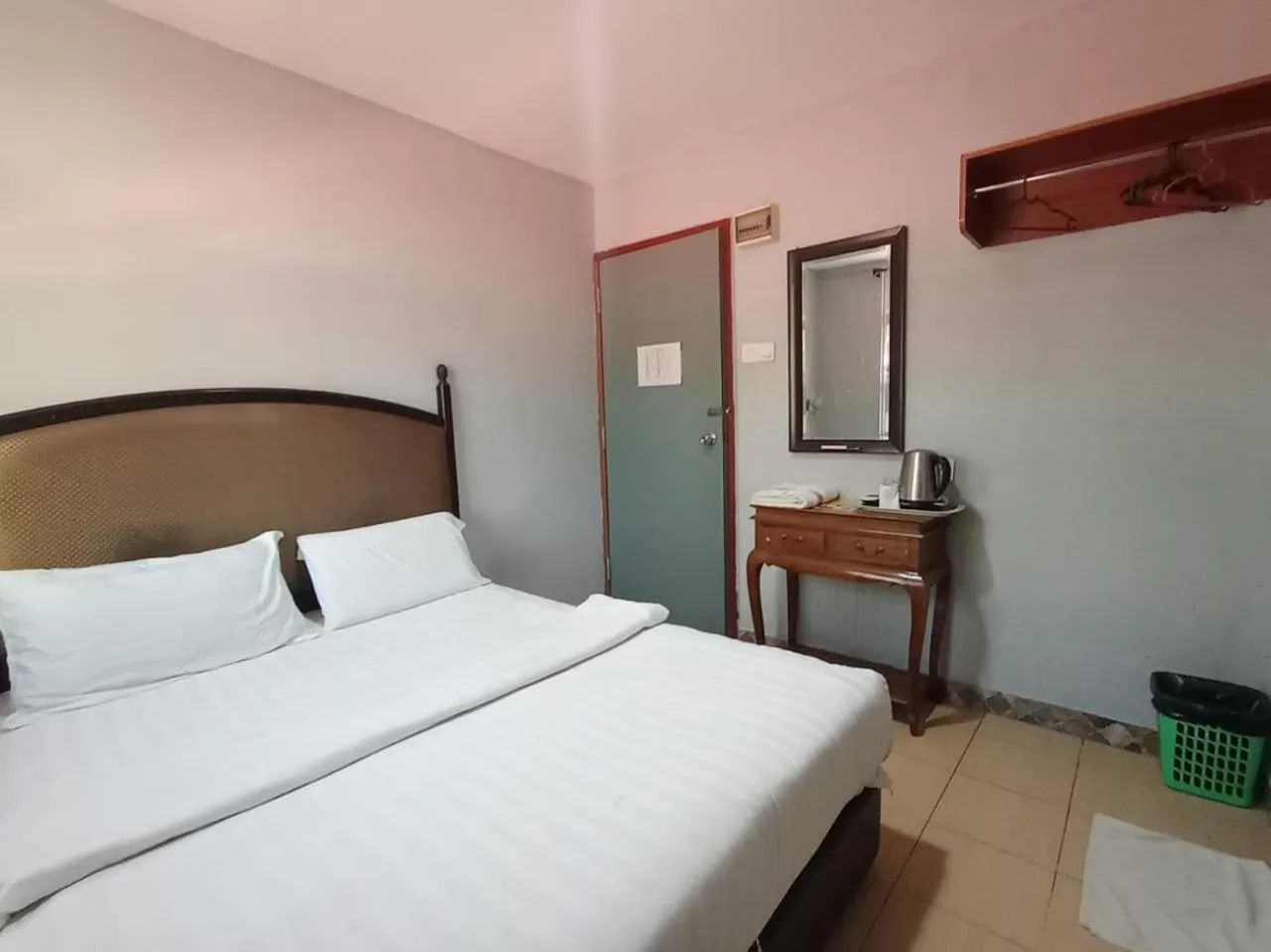 Photo of the whole room, Bed in HOTEL RK CAHAYA