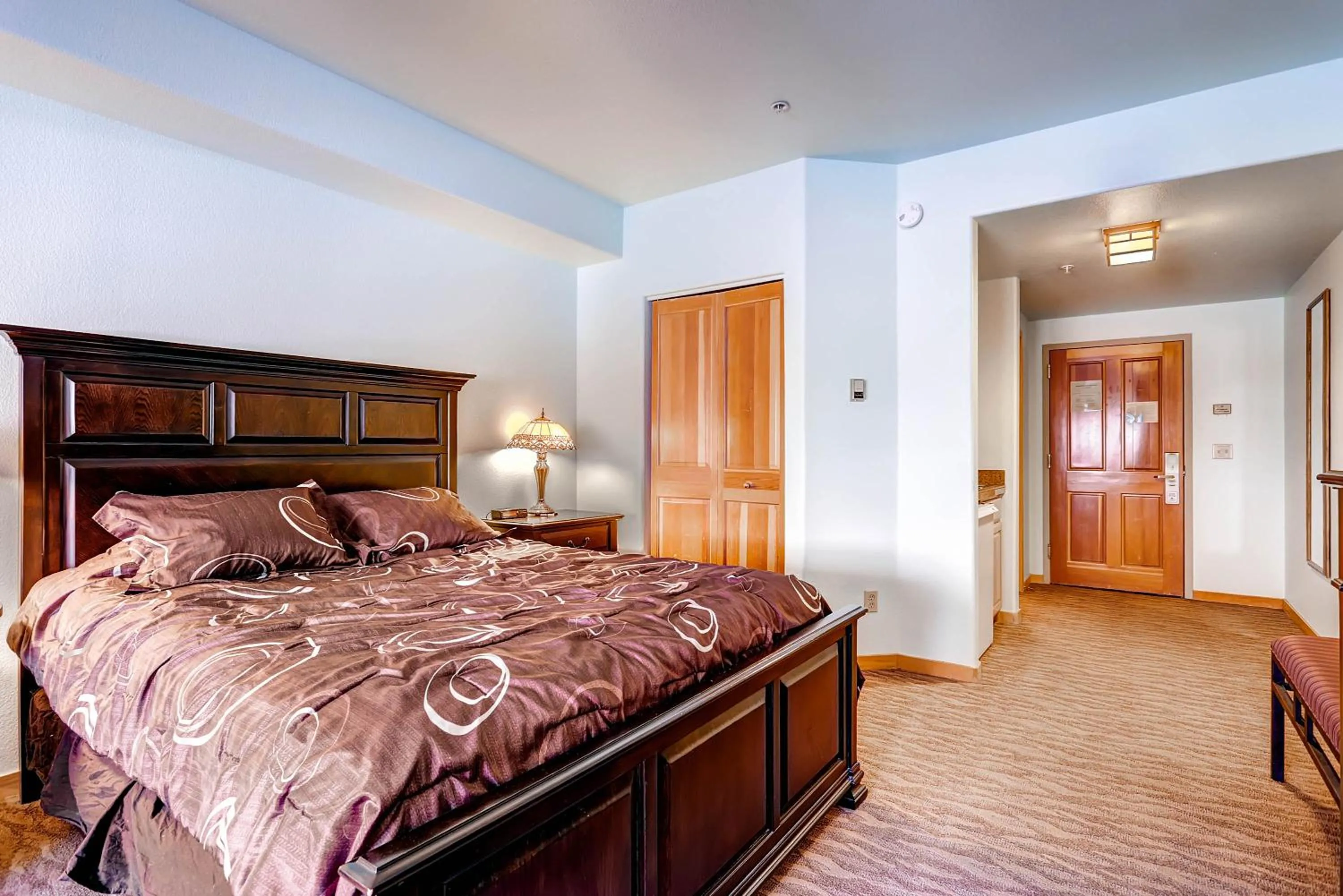 Bedroom, Bed in Gateway Mountain Lodge, A Vail Resorts Property