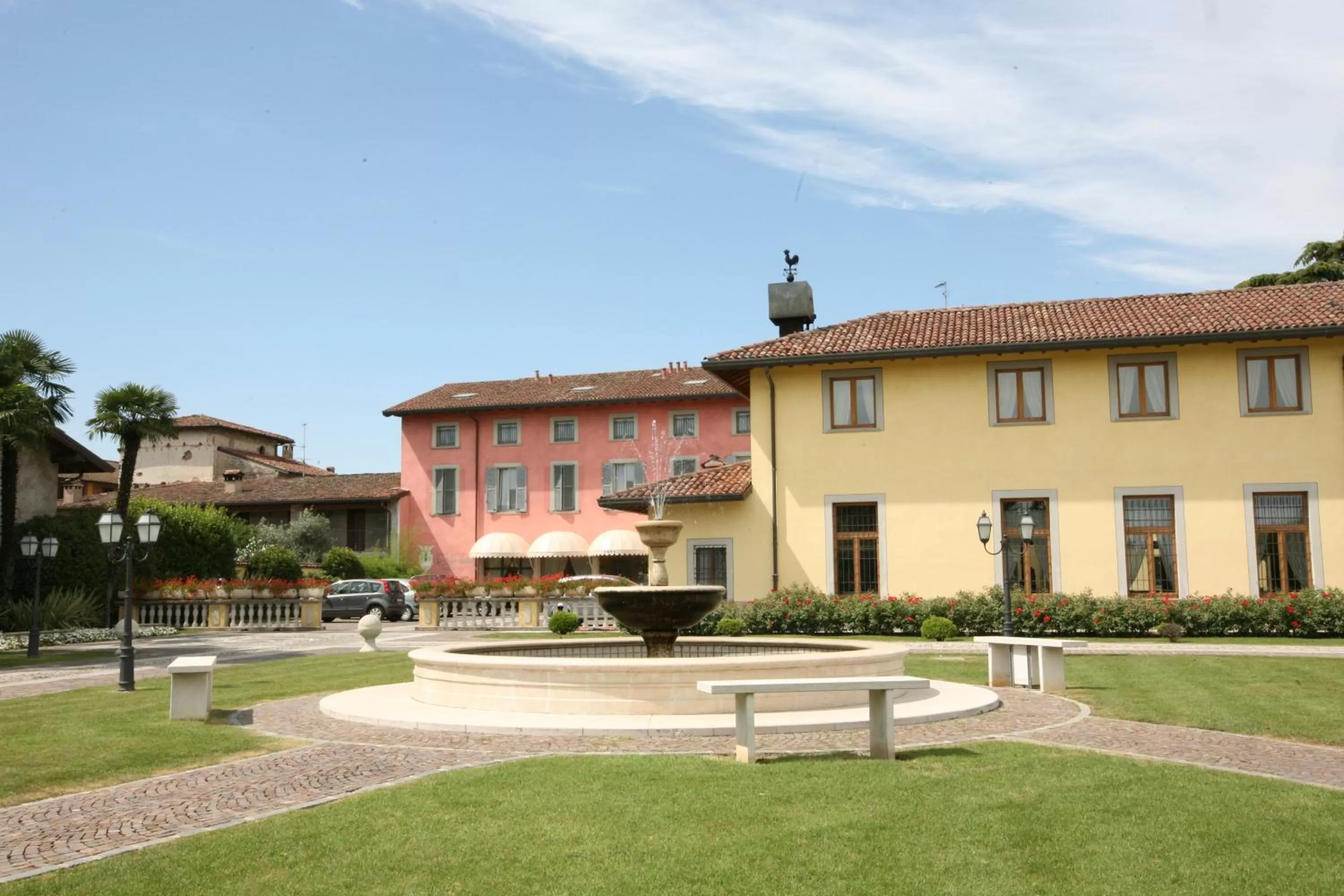 Property building in Bes Hotel Bergamo Cologno al Serio