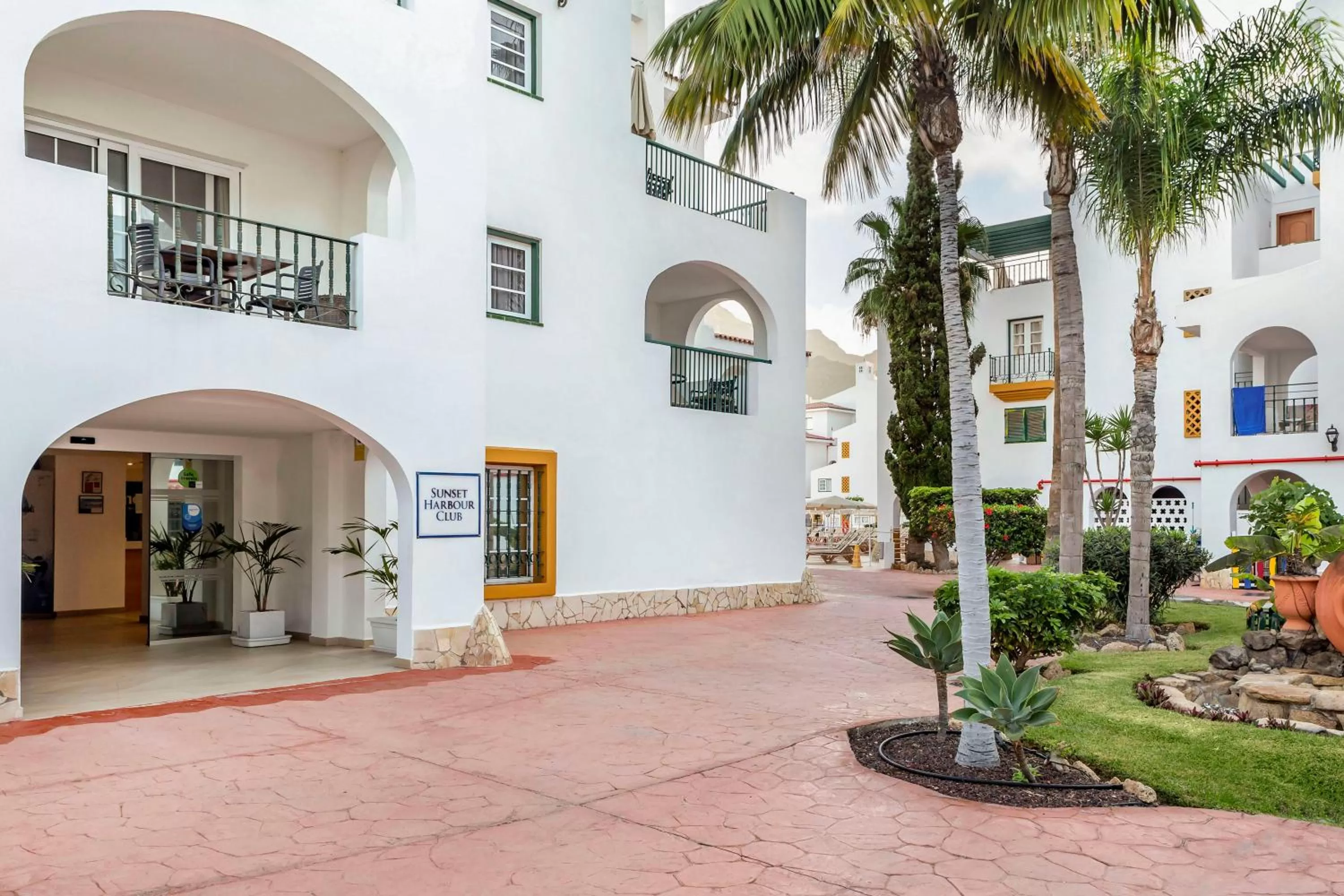 Lobby or reception in Sunset Harbour Club