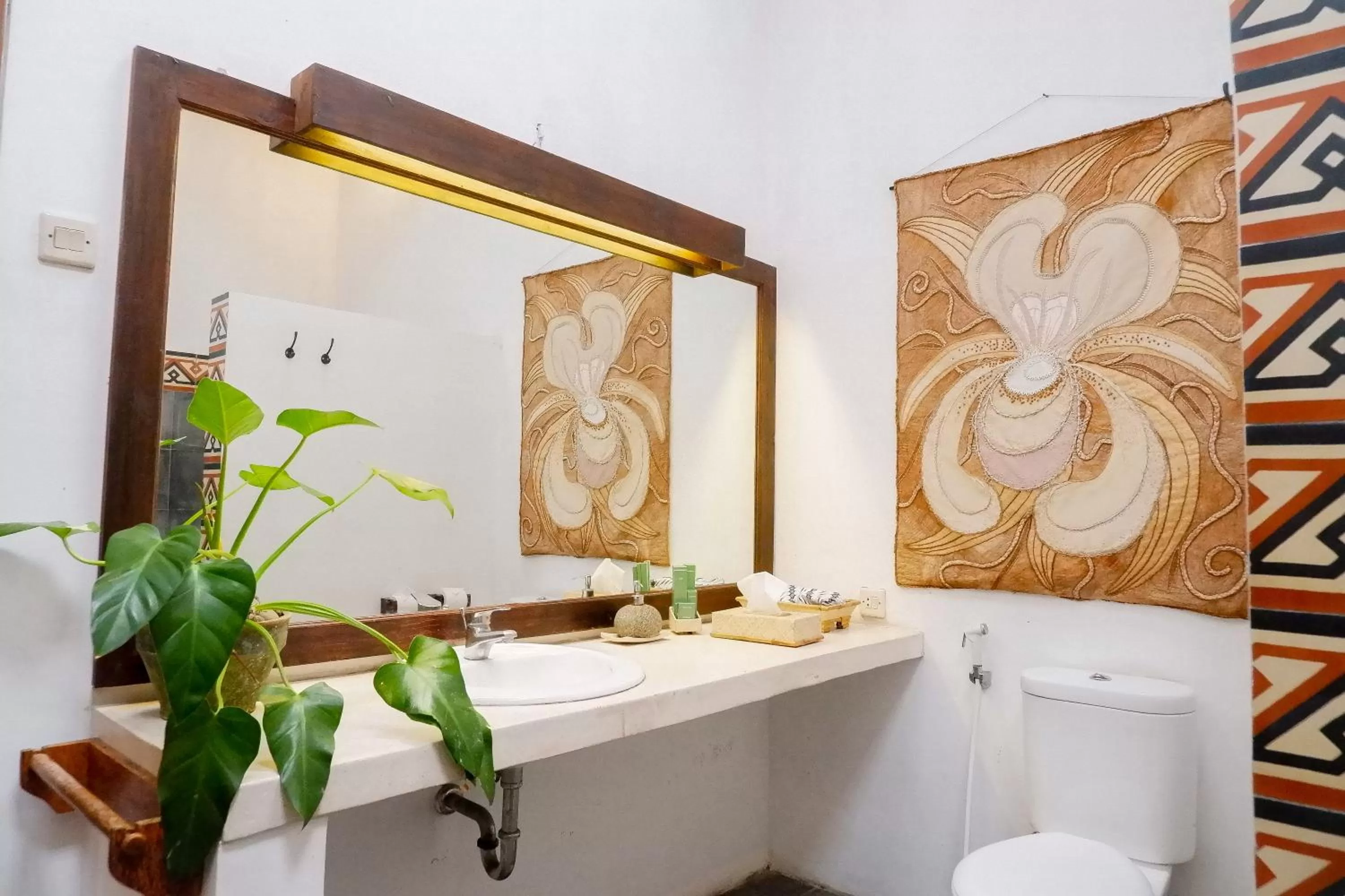 Bathroom in D'omah Yogya Hotel