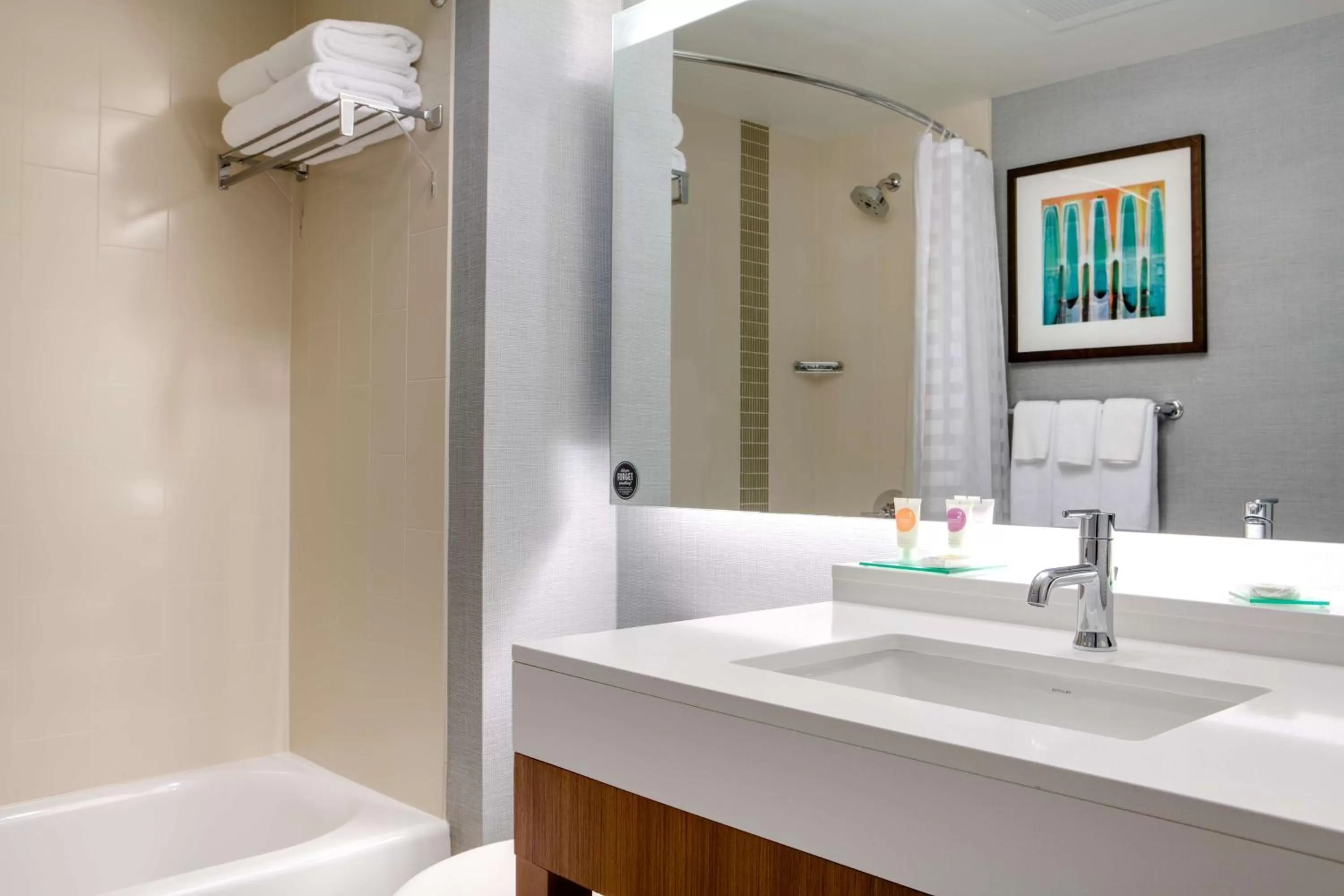 Bathroom in Hyatt Place Kansas City Lenexa City Center