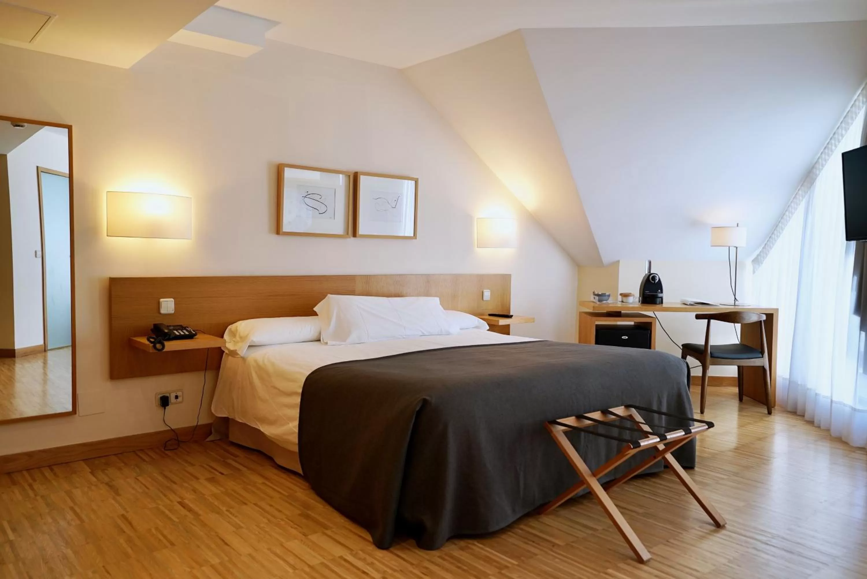 Bed in Gran Hotel Victoria