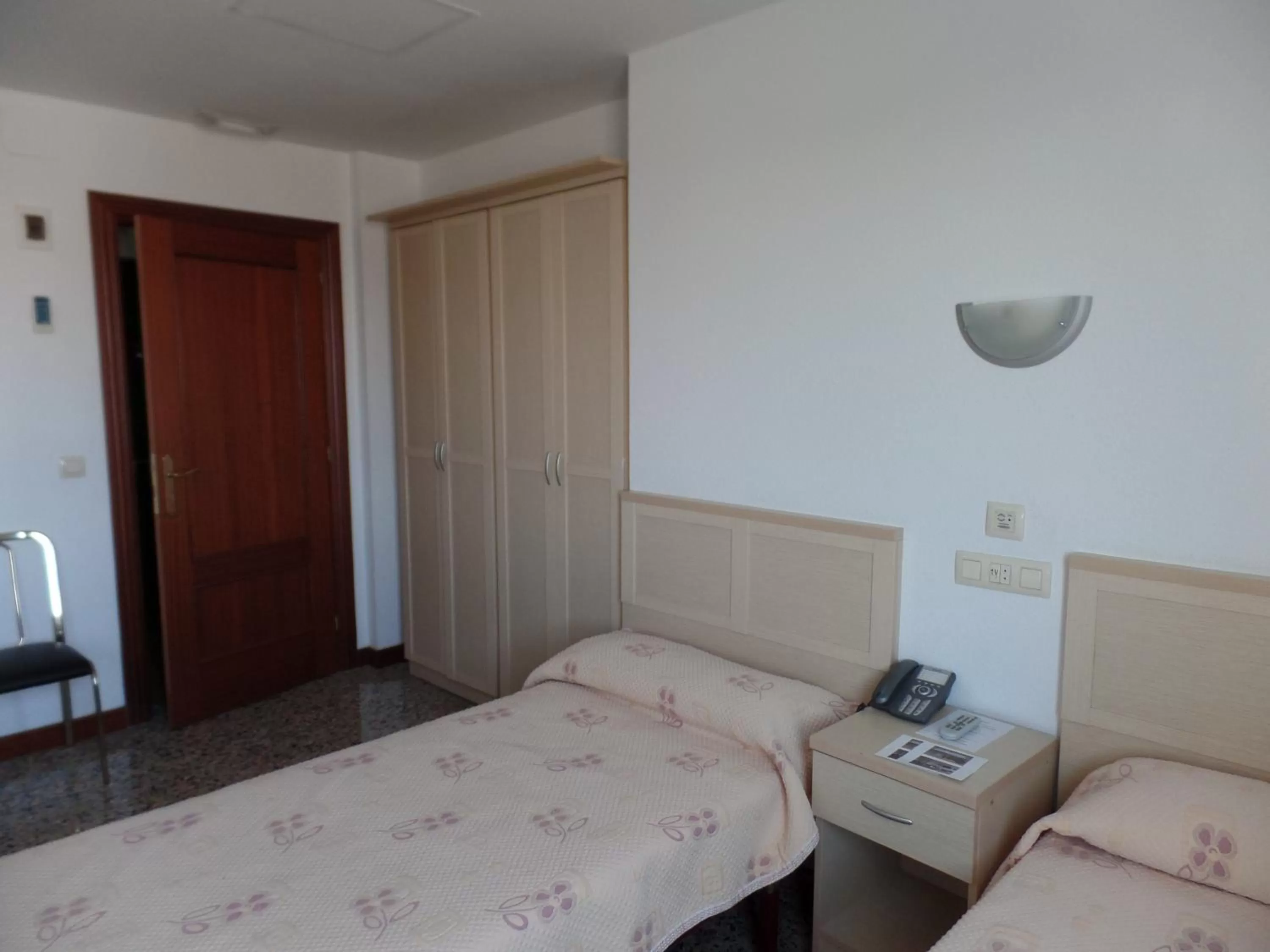 Twin Room in Hotel Cogullada