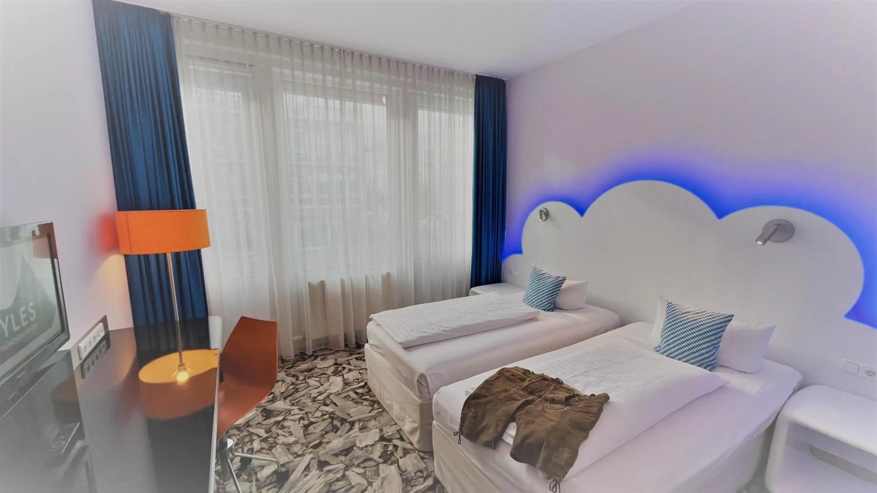 Twin Room in Styles Hotel München Messe Twin Room in Styles Hotel München Messe