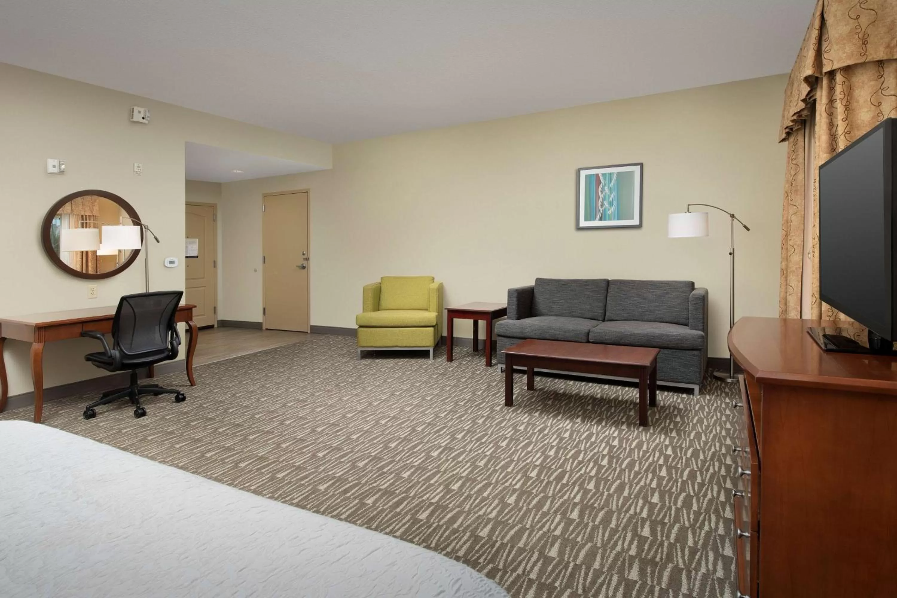 Bedroom, Bed in Hampton Inn & Suites Lakeland-South Polk Parkway