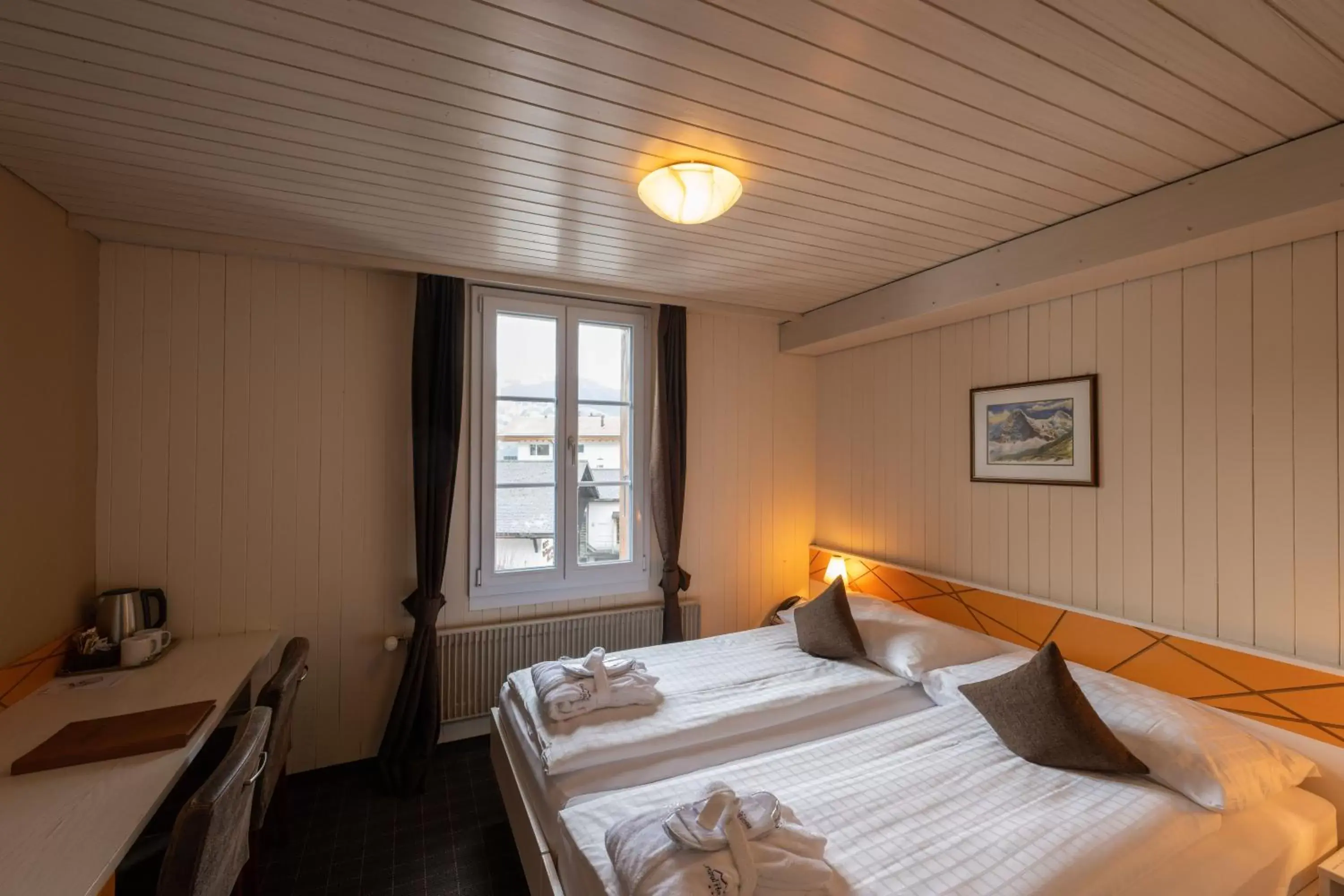 Budget Double Room in Hotel Spinne Grindelwald Budget Double Room in Hotel Spinne Grindelwald