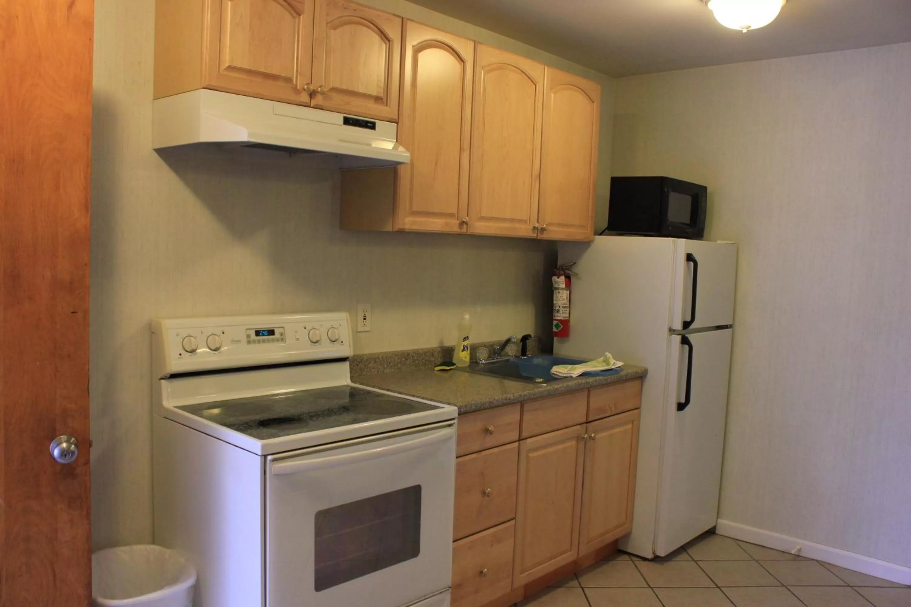 Kitchen or kitchenette in Heidi's Inn