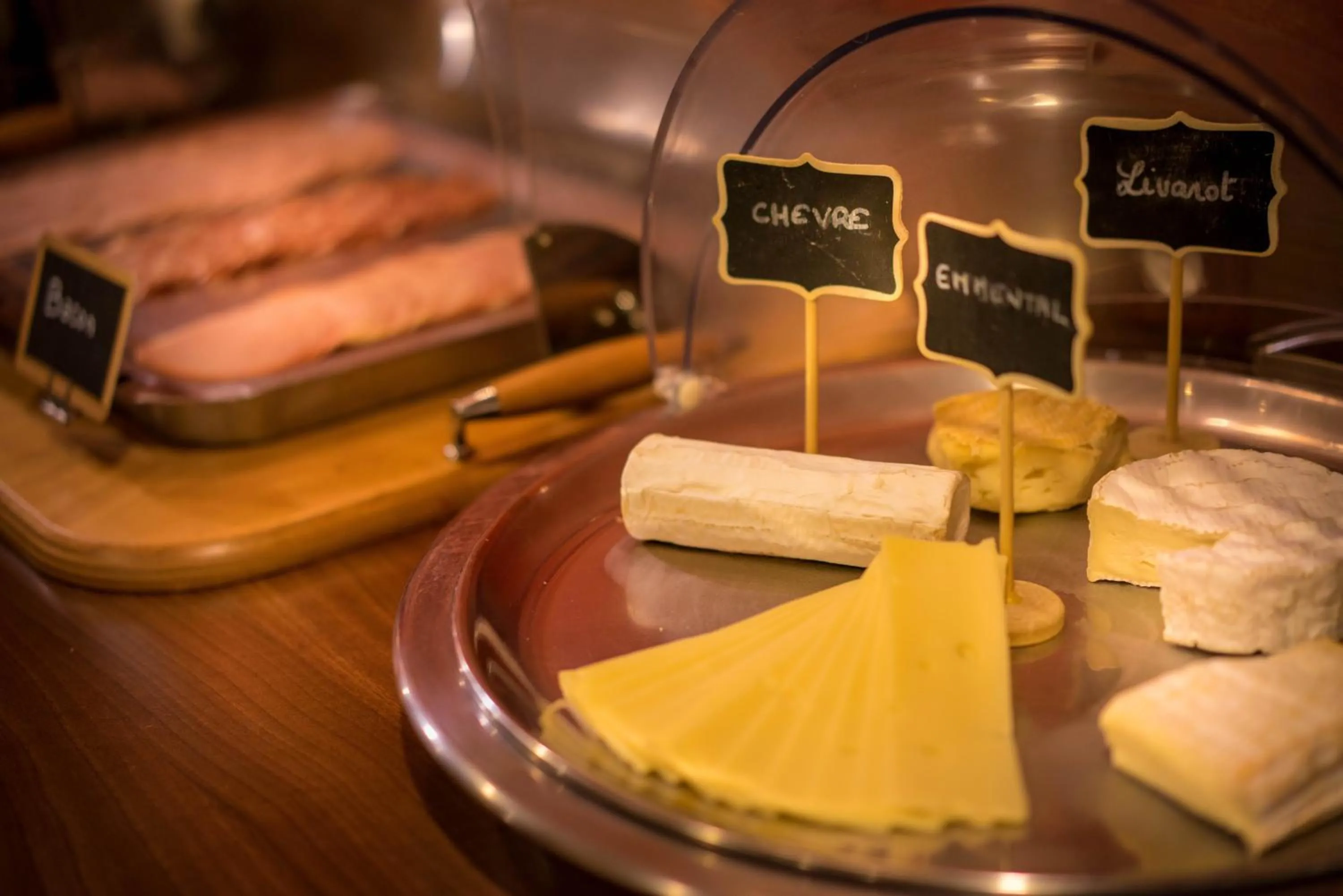 Food in Best Western Plus Hostellerie Du Vallon