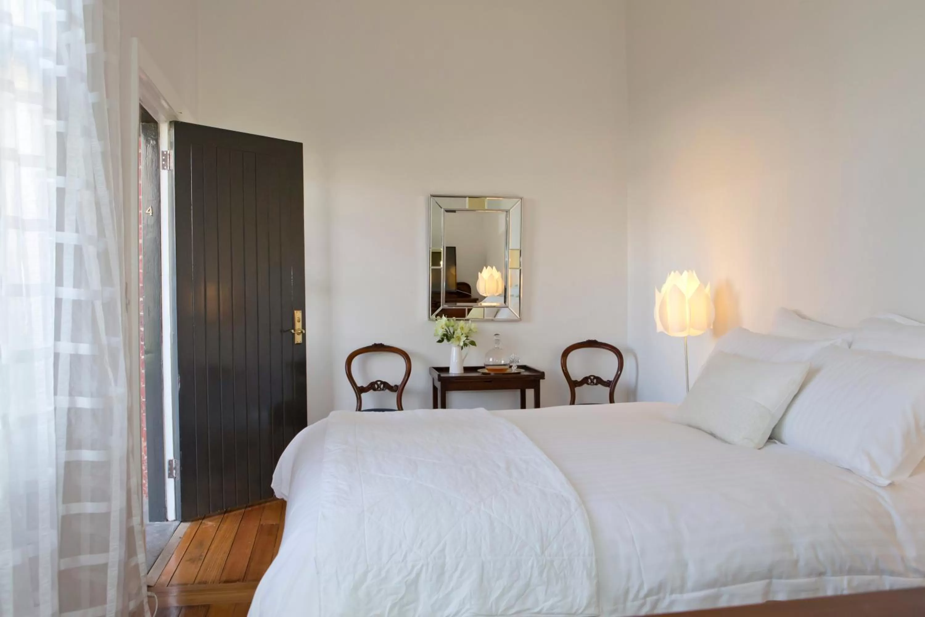 Photo of the whole room, Room Photo in Mollisons