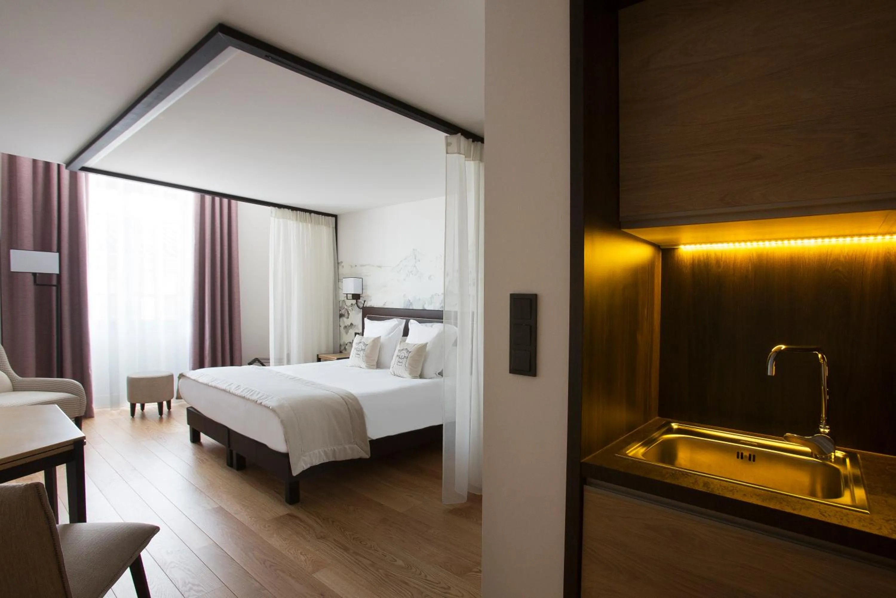 Bed in College des Doctrinaires, Hôtel, Résidence et SPA