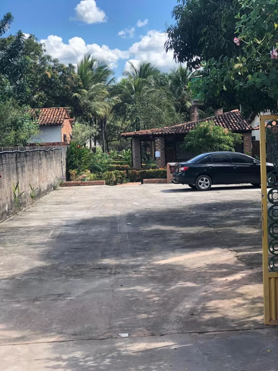 Parking, Property Building in Pousada do Riacho