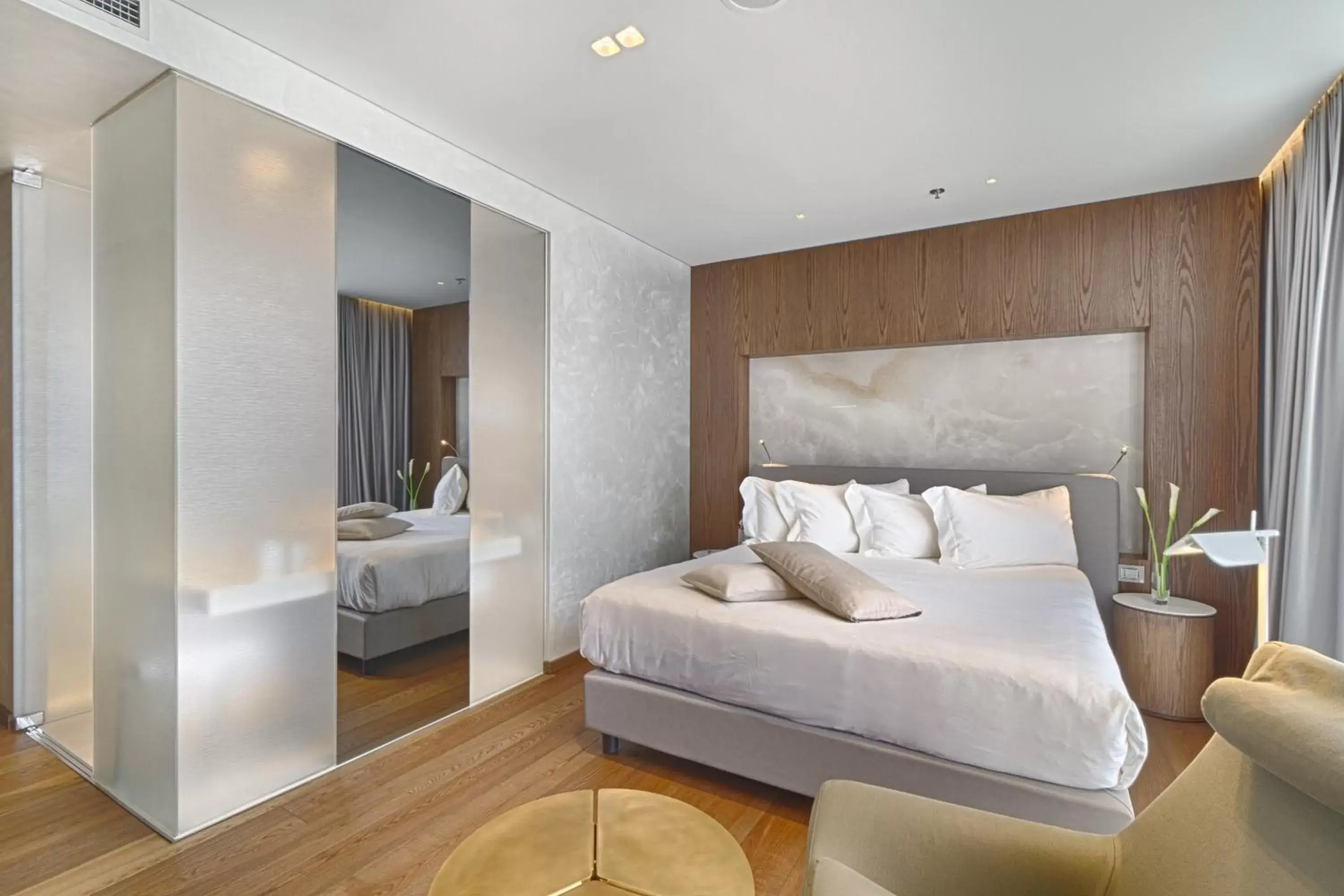 Double or Twin Room - single occupancy in Maritim Hotel Plaza Tirana Double or Twin Room - single occupancy in Maritim Hotel Plaza Tirana