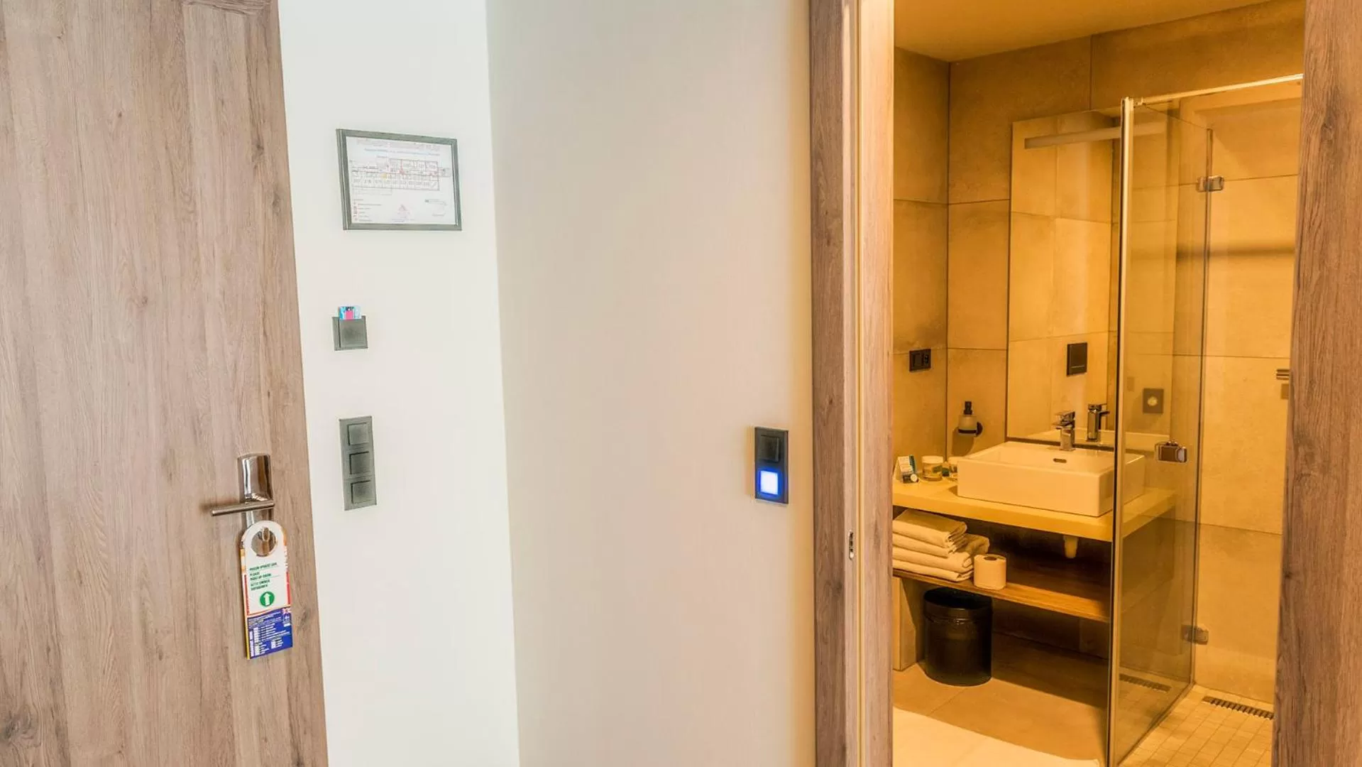 Shower in Hotel AquaCity Seasons