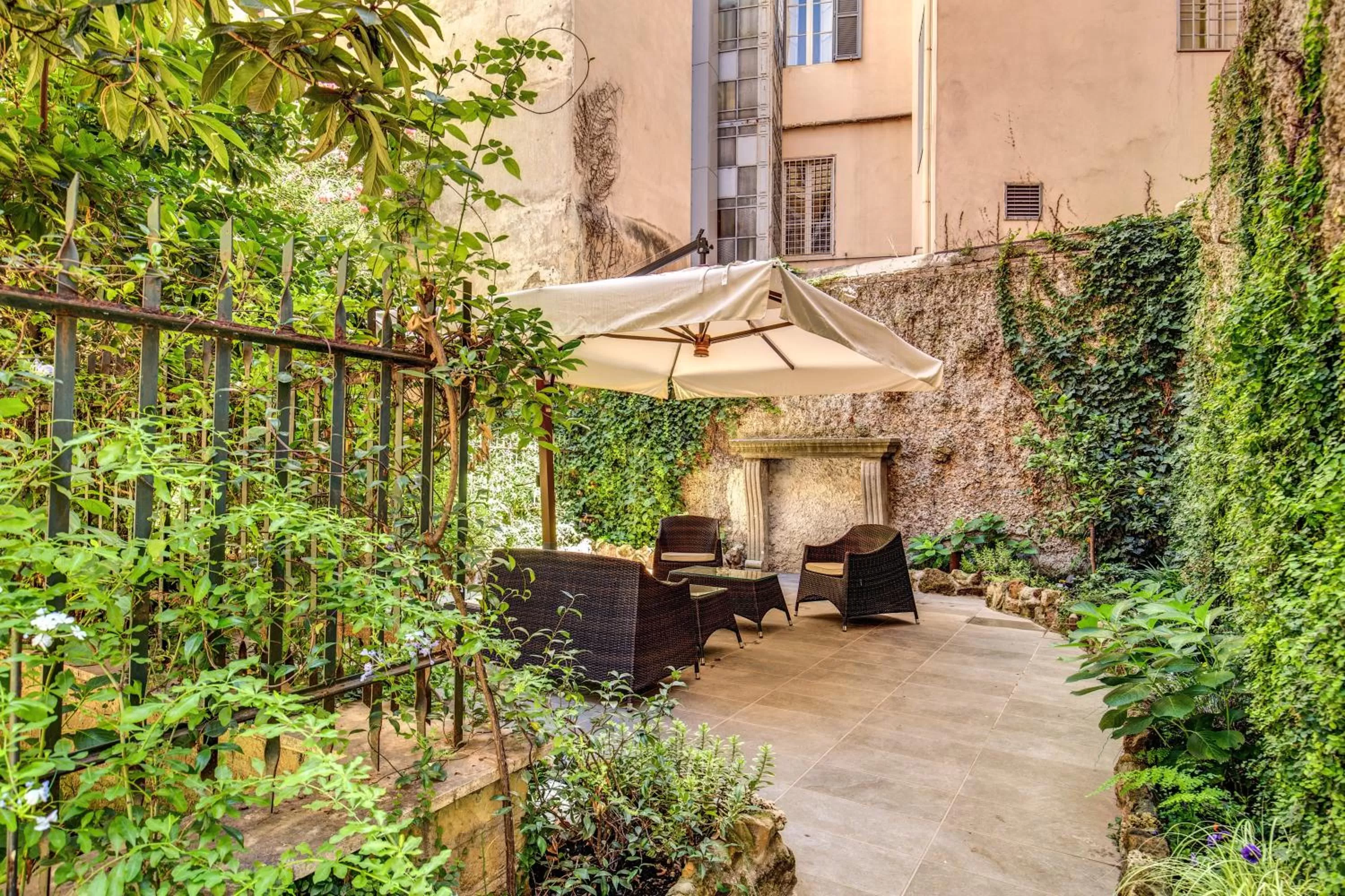 Patio in Trevi Collection Hotel - Gruppo Trevi Hotels