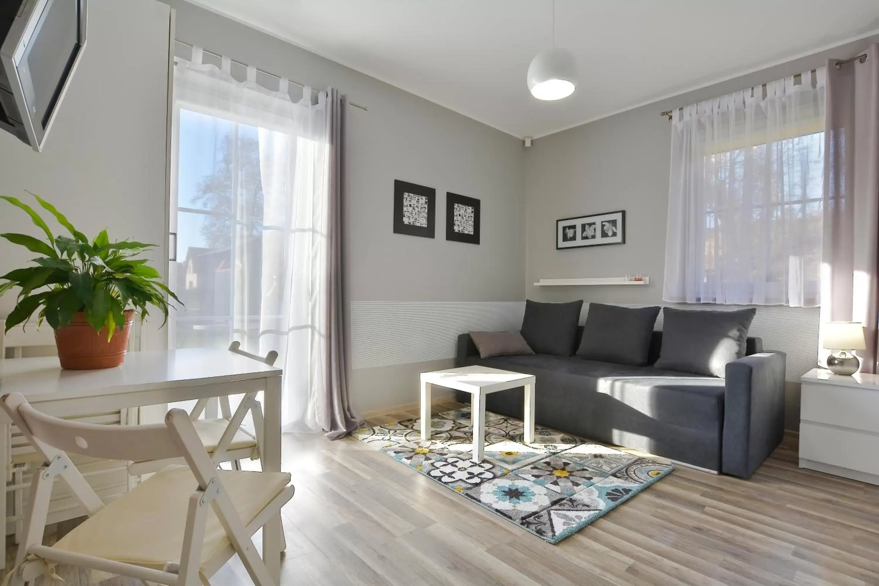 Suite with Terrace in ApartamentyKudowa - Willa Pod Dębami z ogrodem i parkingiem, Suite with Terrace in ApartamentyKudowa - Willa Pod Dębami z ogrodem i parkingiem,