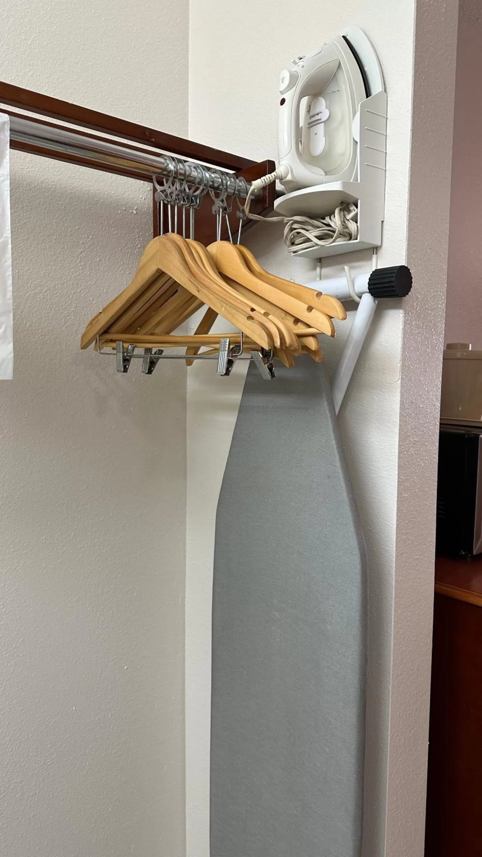 wardrobe in Carom Inn Denham Springs-BatonRouge