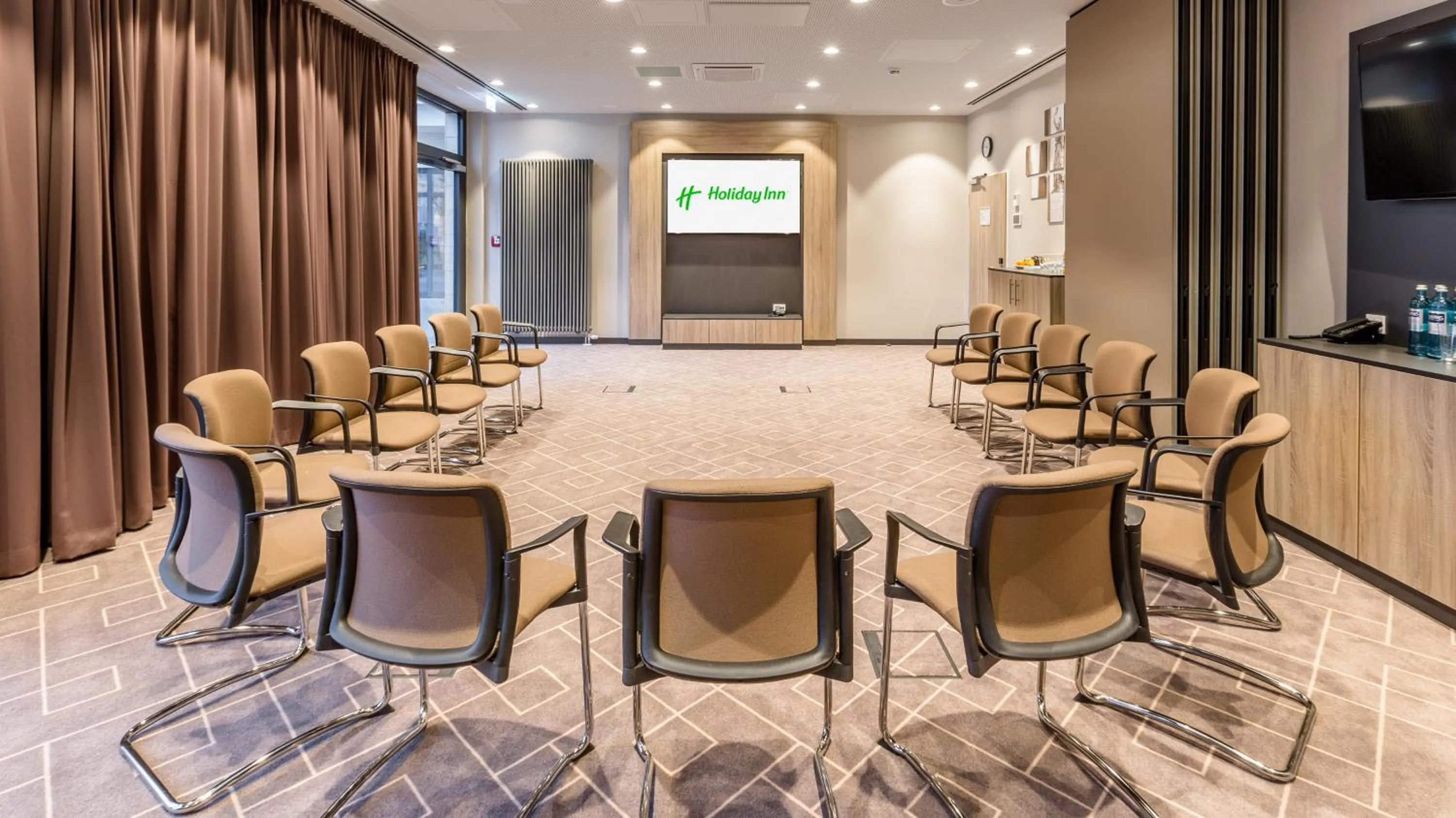 Meeting/conference room in Holiday Inn Munich - City East, an IHG Hotel