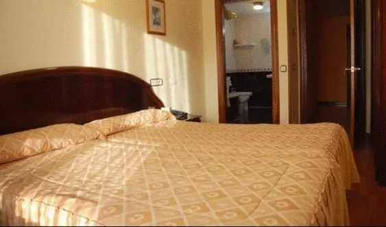 Photo of the whole room, Bed in Hotel Piedra