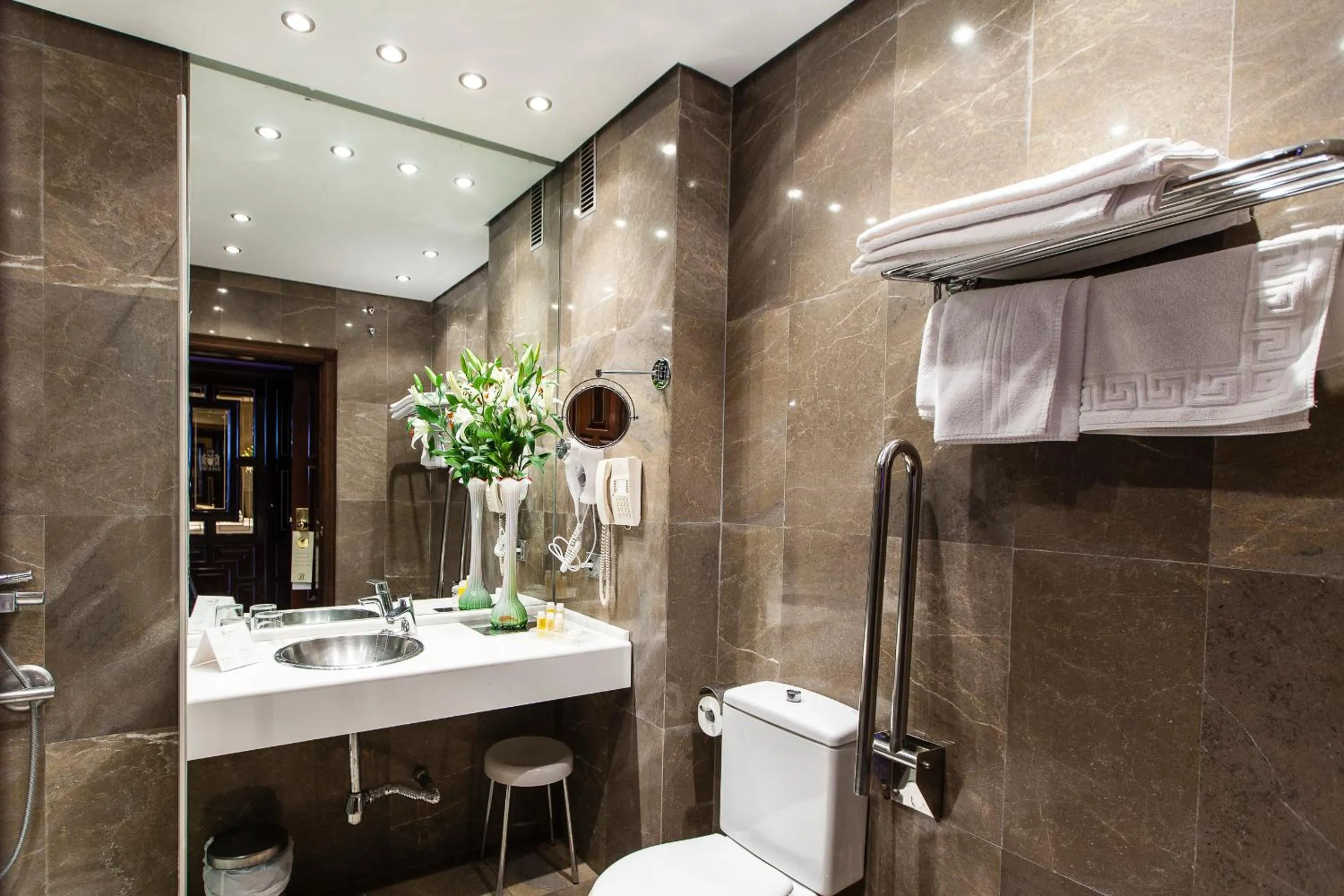 Toilet in RL Ciudad de Úbeda