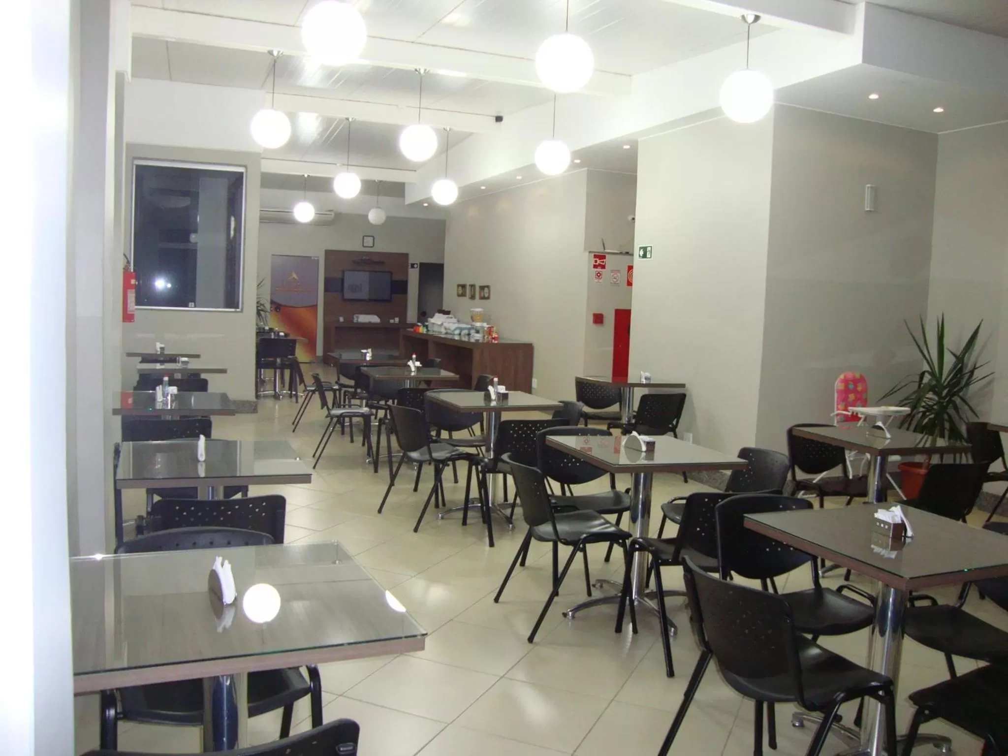 Banquet/Function facilities, Restaurant/Places to Eat in Hotel Golden JK