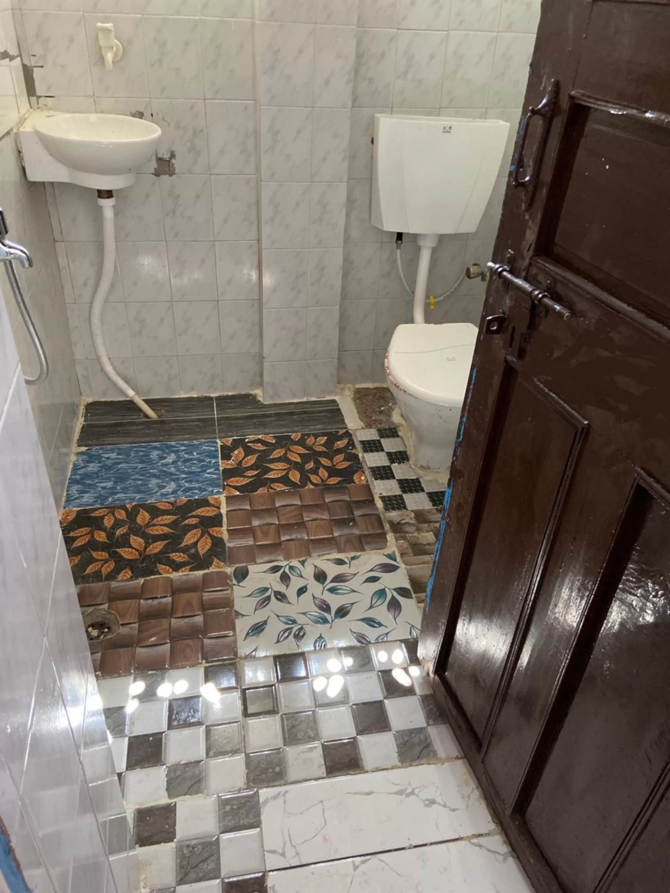 Budget Double Room in Mirvana Guest House & Camel safari