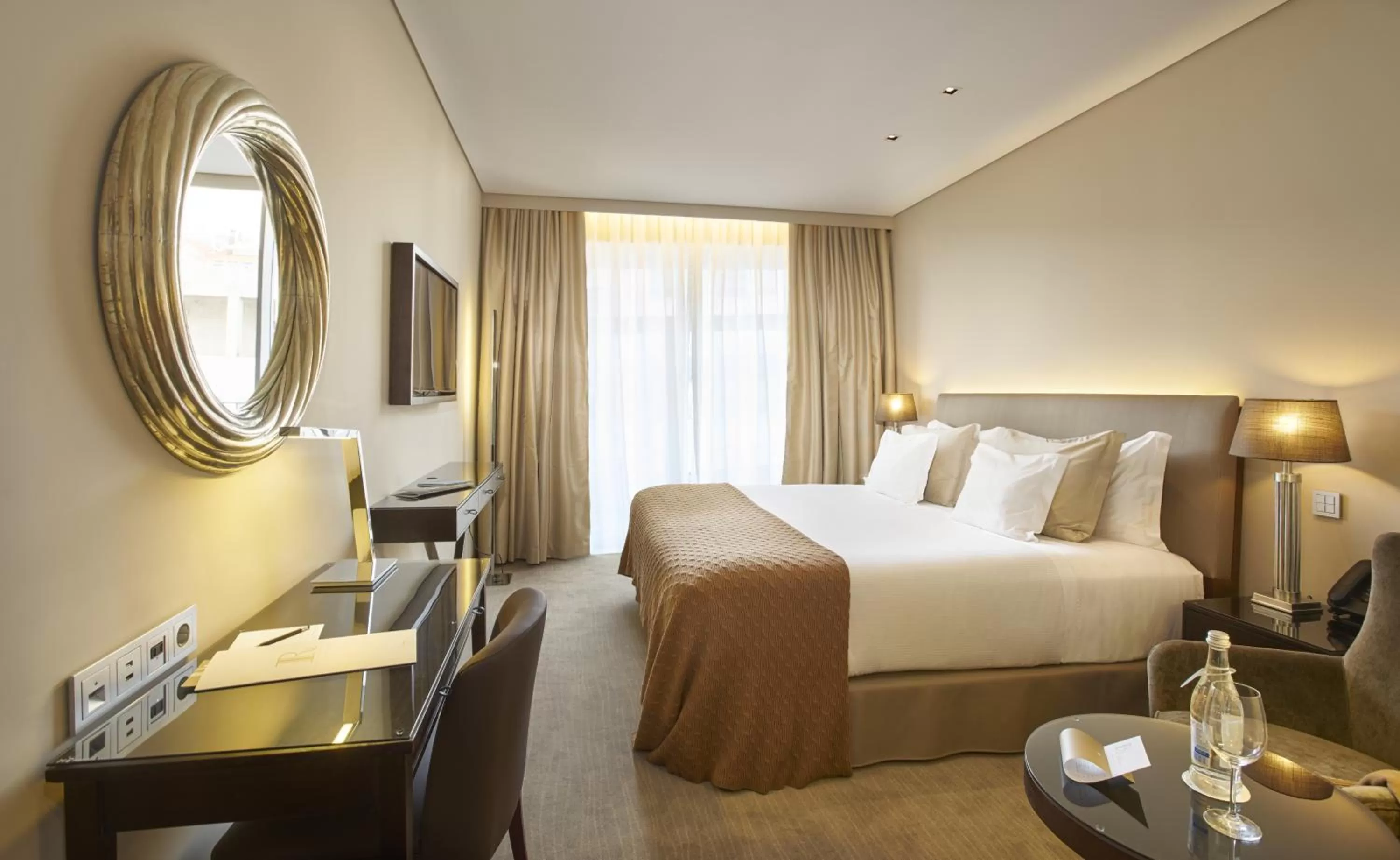 Superior Room in PortoBay Liberdade