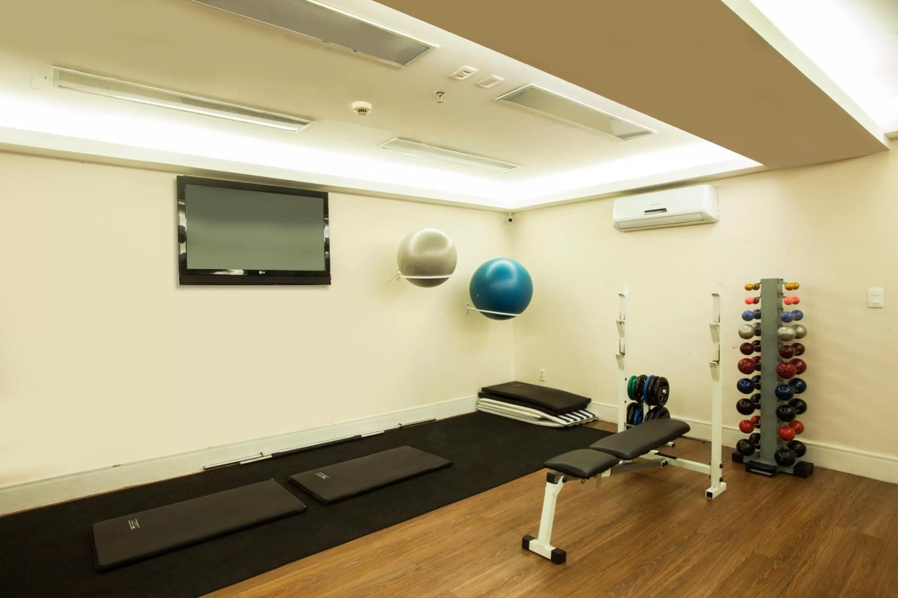 Fitness centre/facilities in Hotel WZ Jardins