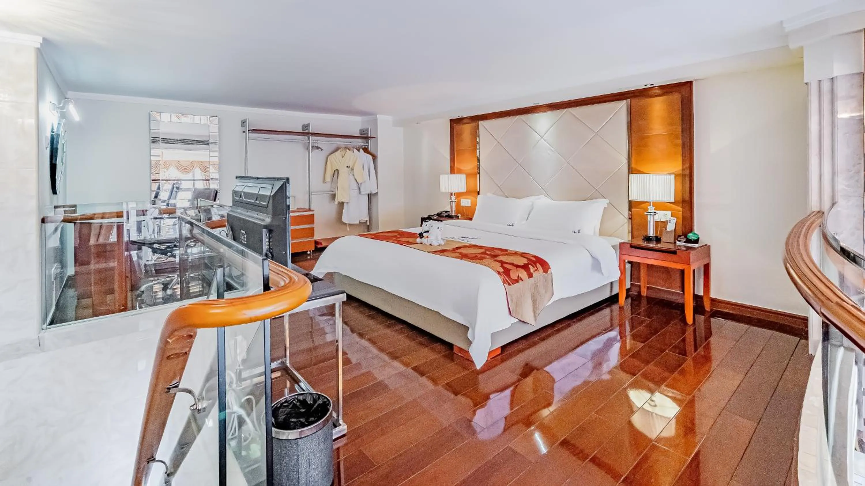 TV and multimedia, Bed in South & North International Apartment Beijing Road