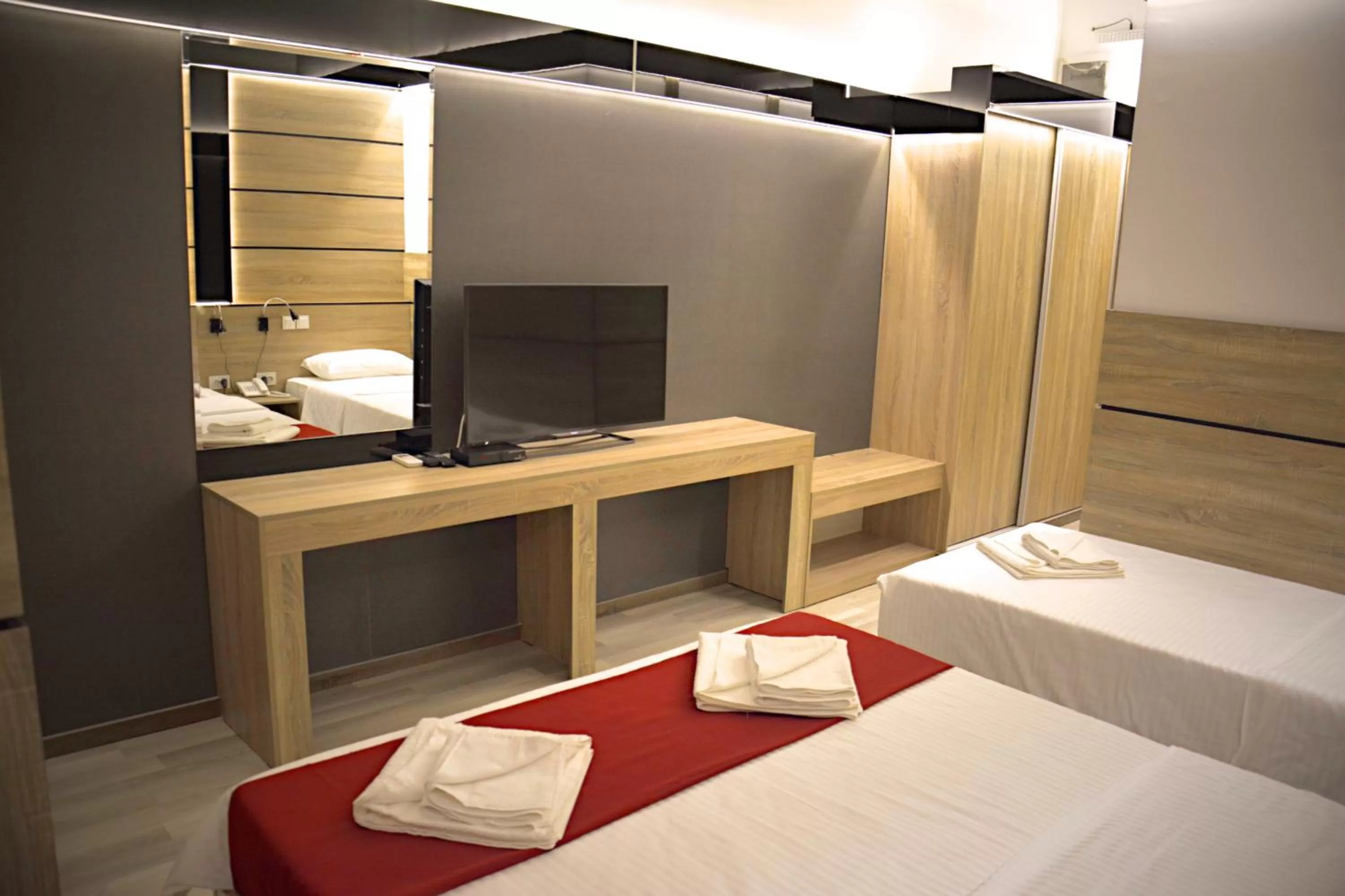 TV and multimedia, Bed in Hotel De KOKA