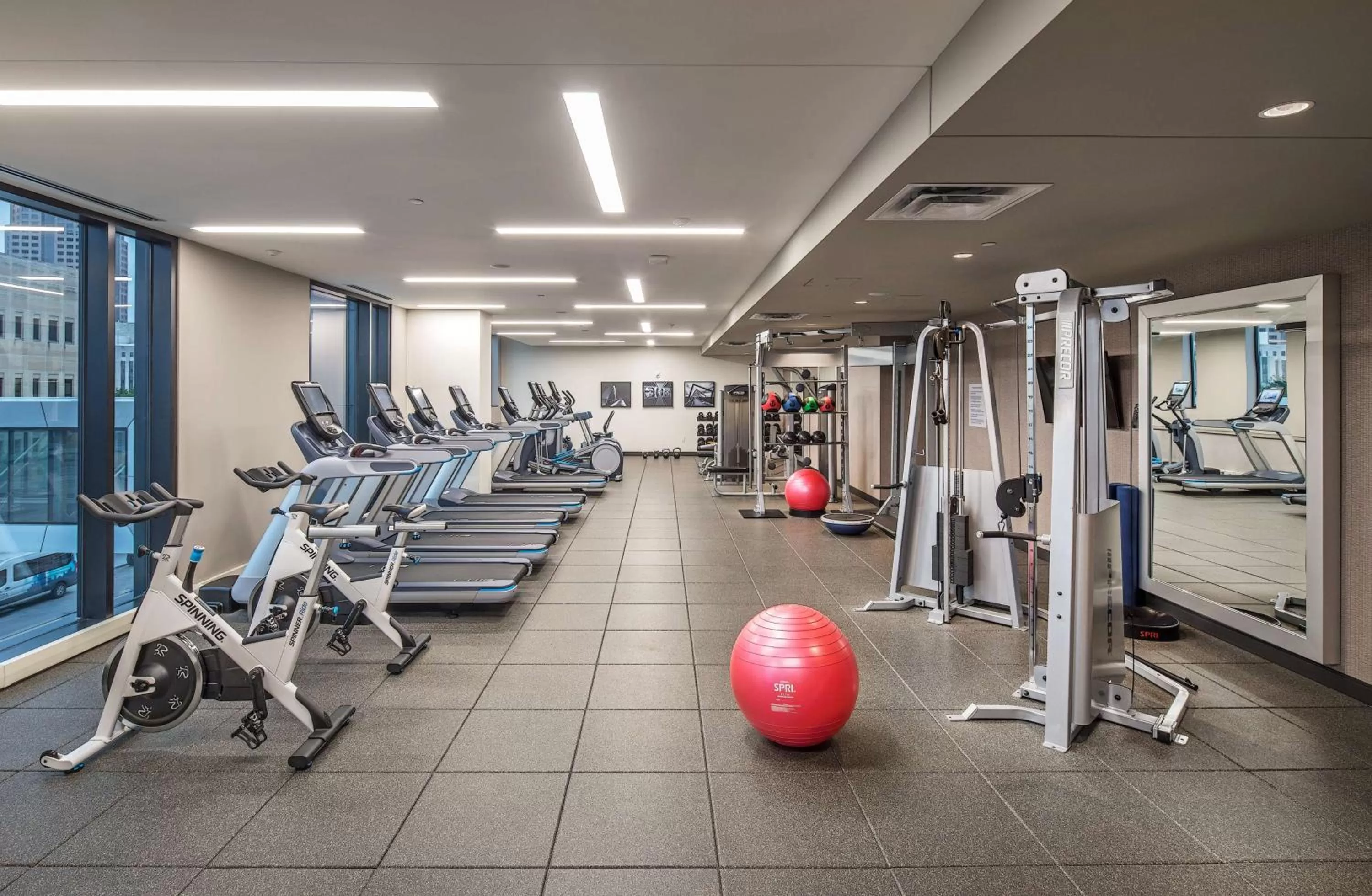 Fitness centre/facilities in Hilton Des Moines Downtown