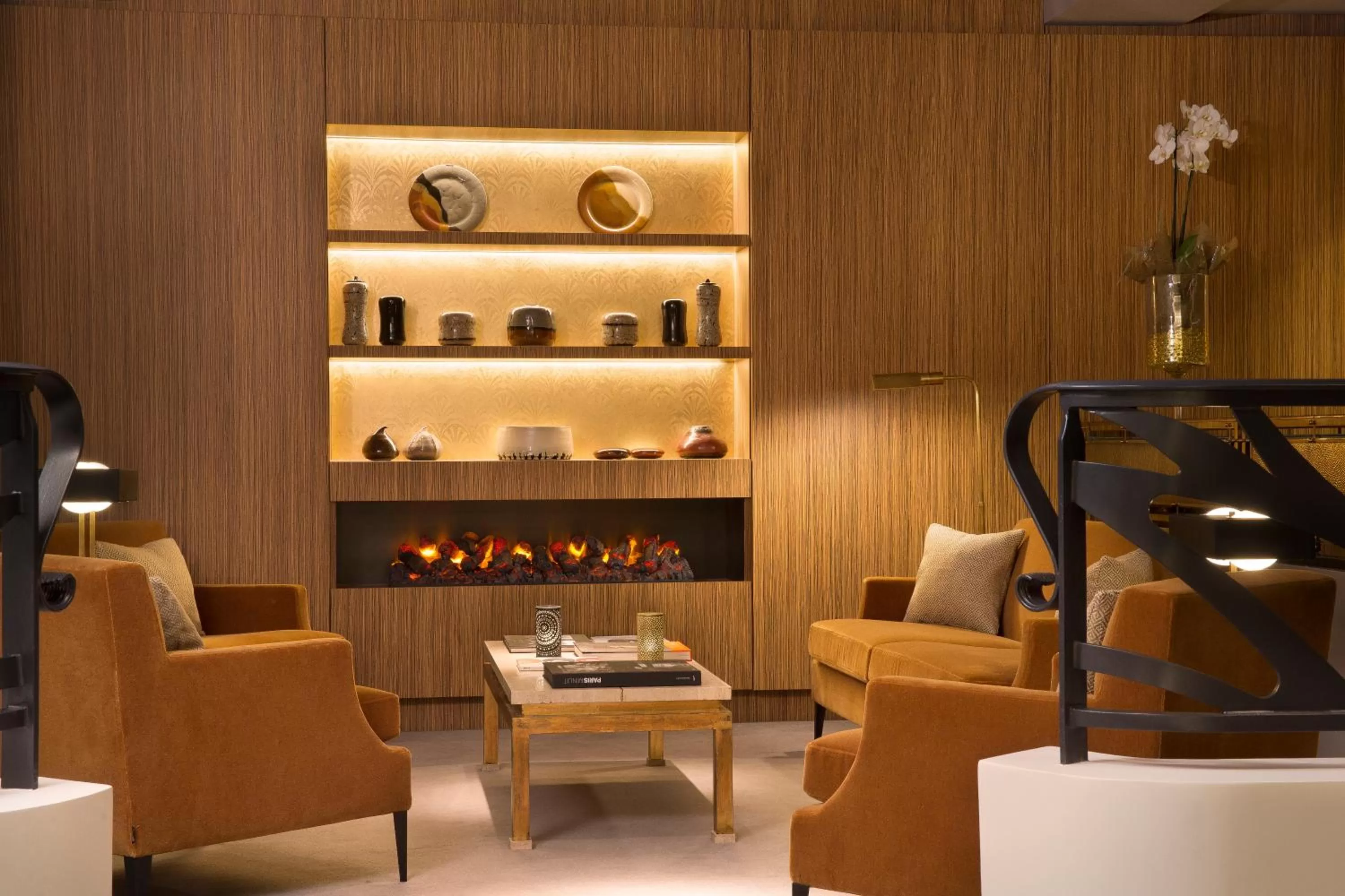 Lounge or bar in Le Tsuba Hotel