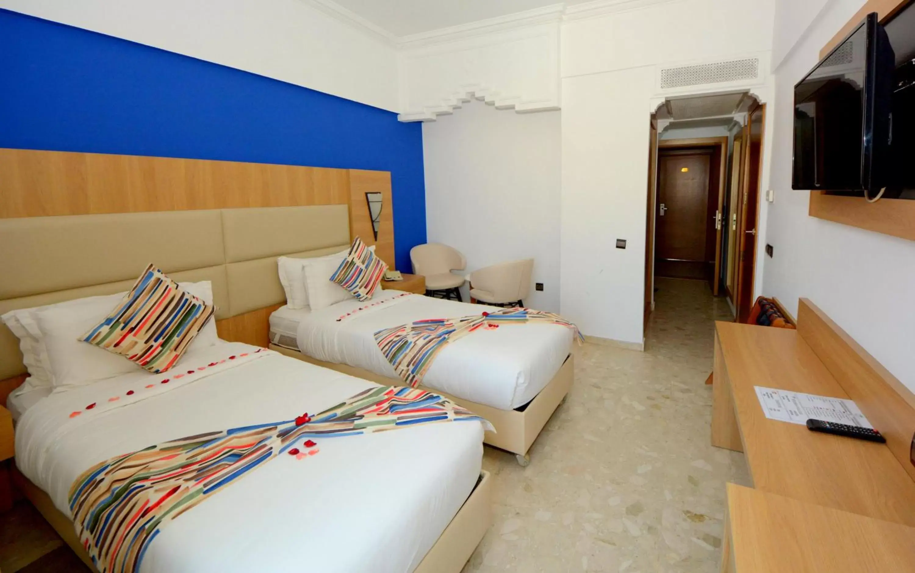 Twin Room - single occupancy in Oasis Hotel & Spa Twin Room - single occupancy in Oasis Hotel & Spa