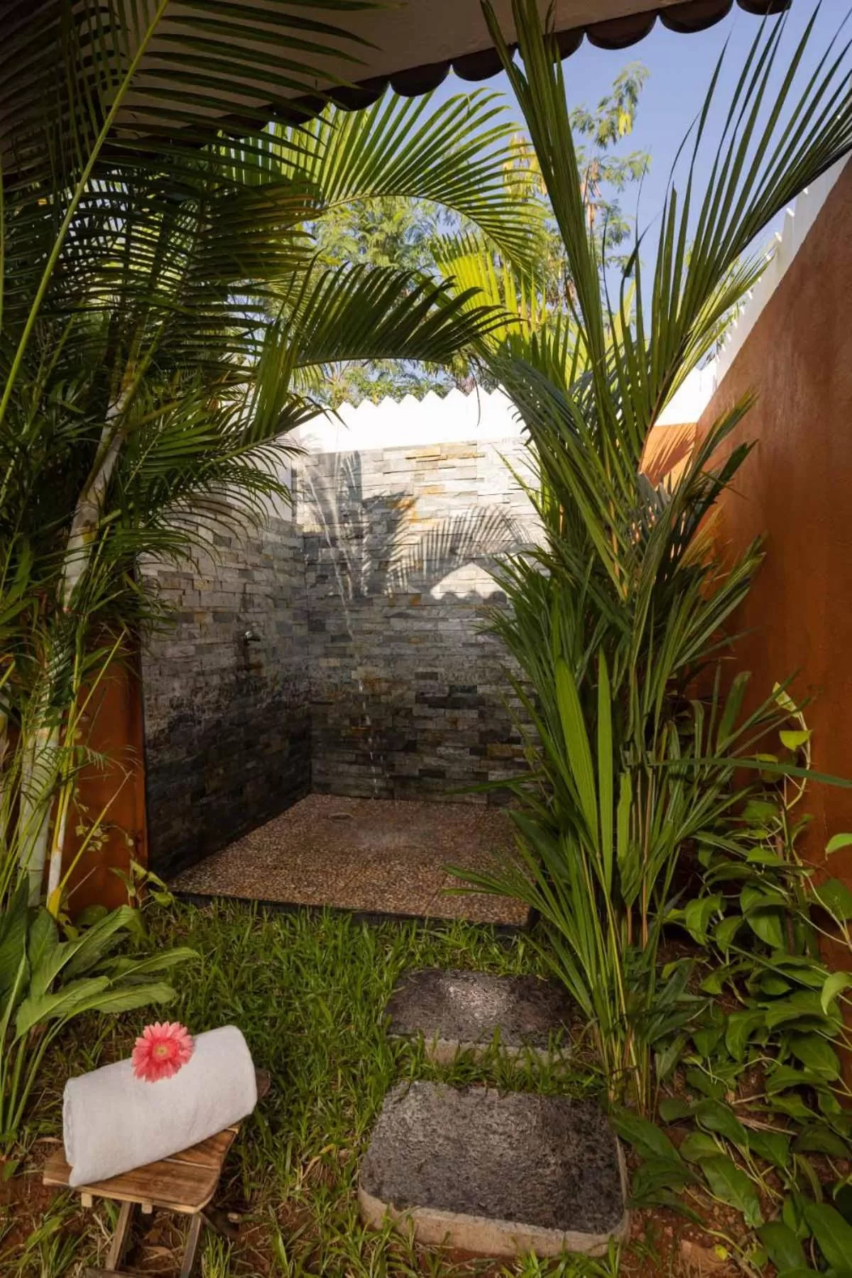 Shower, Garden in Gamyam Beach Resort