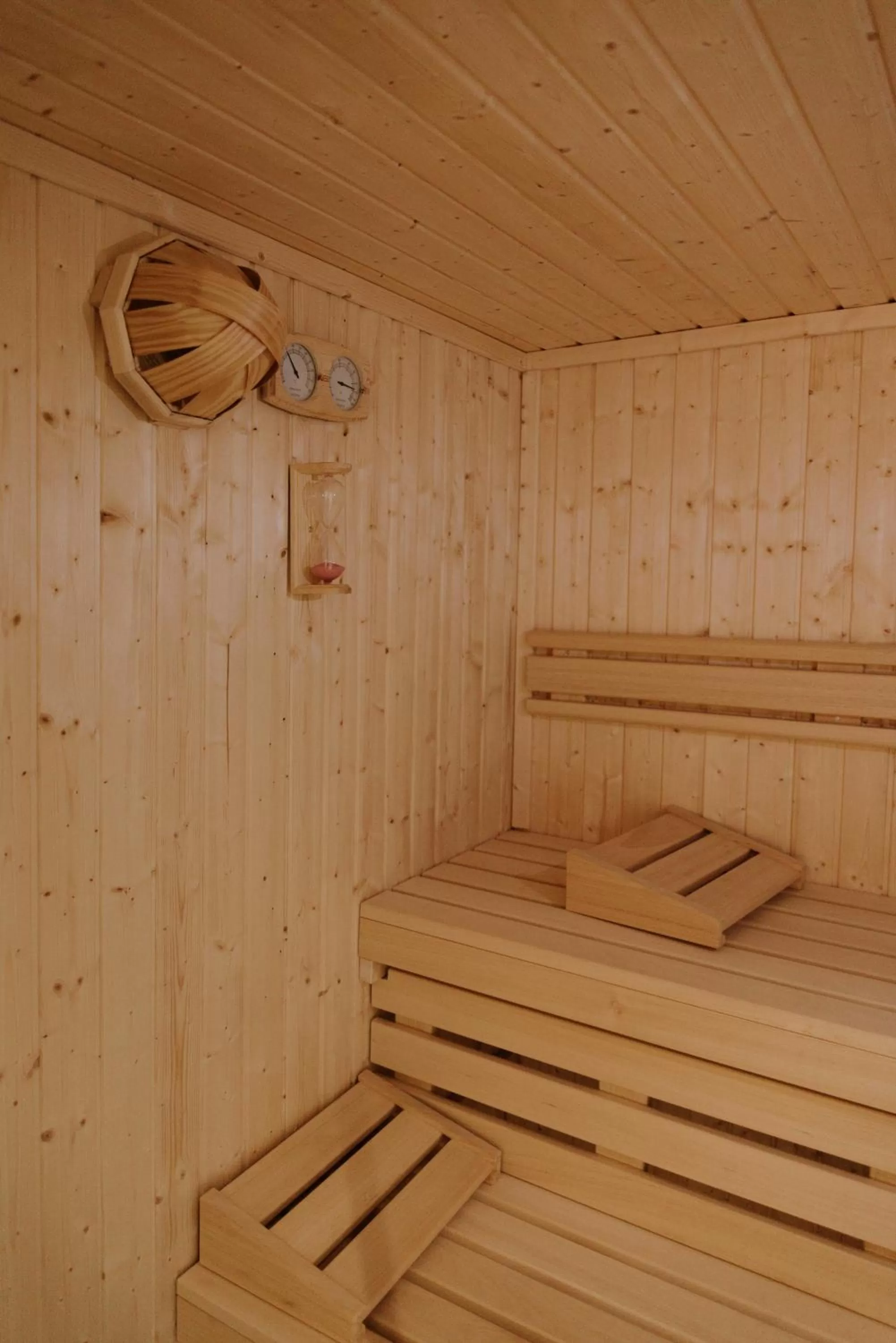Sauna in Black Diamond Hotel