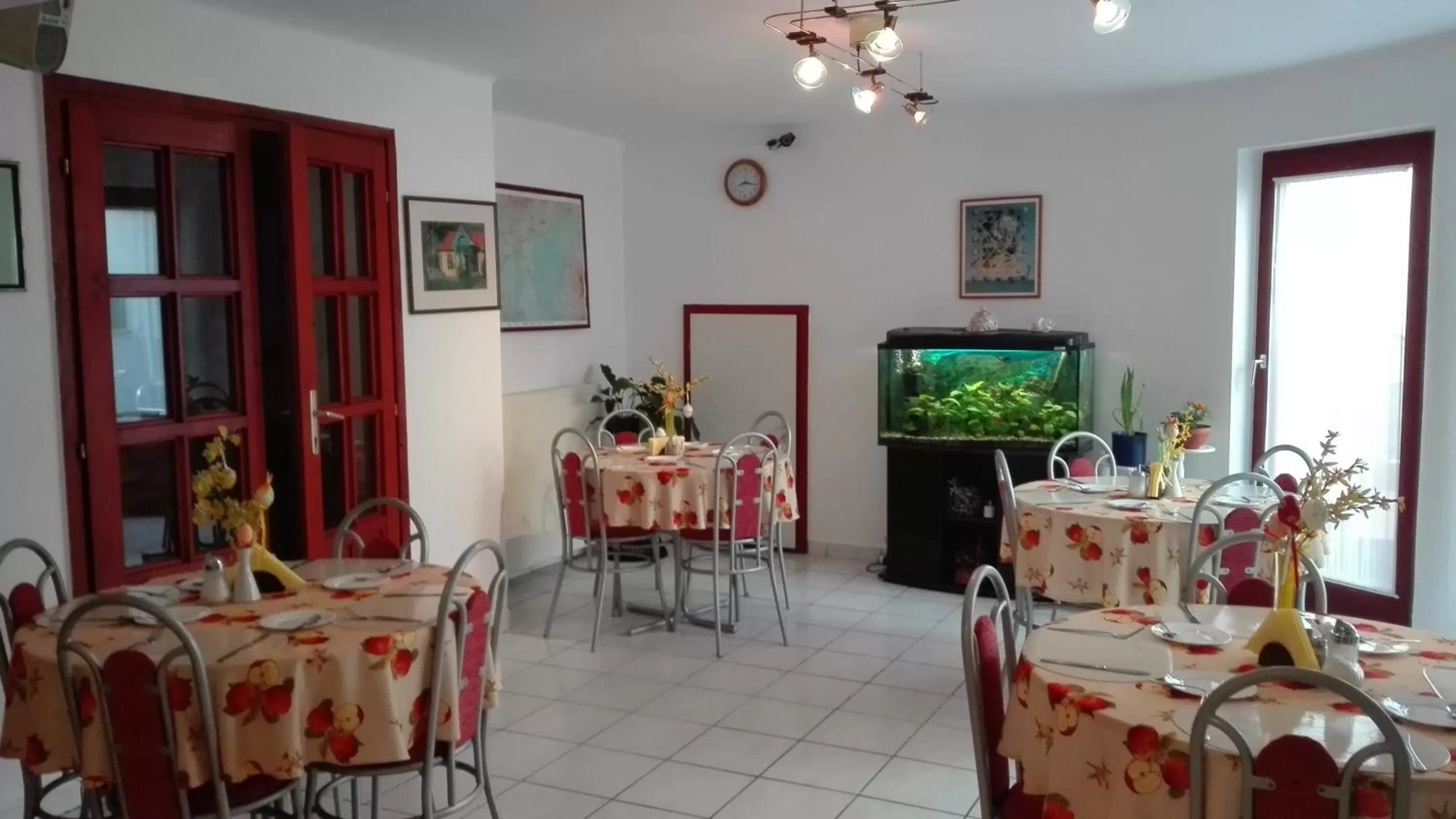 Restaurant/Places to Eat in Ria Panzio