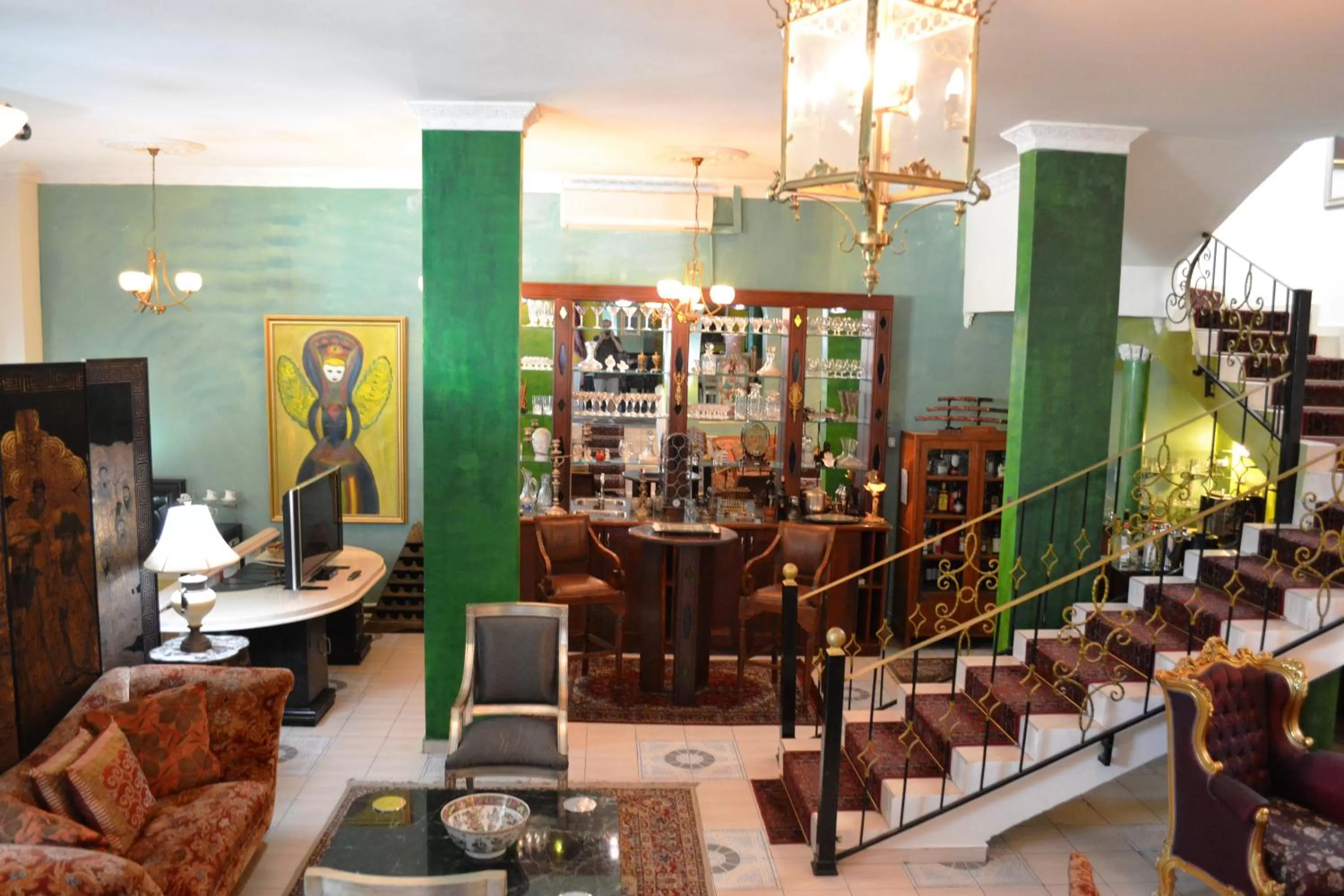 Lounge or bar in Palacio Domain - Stylish European Luxury Boutique Hotel