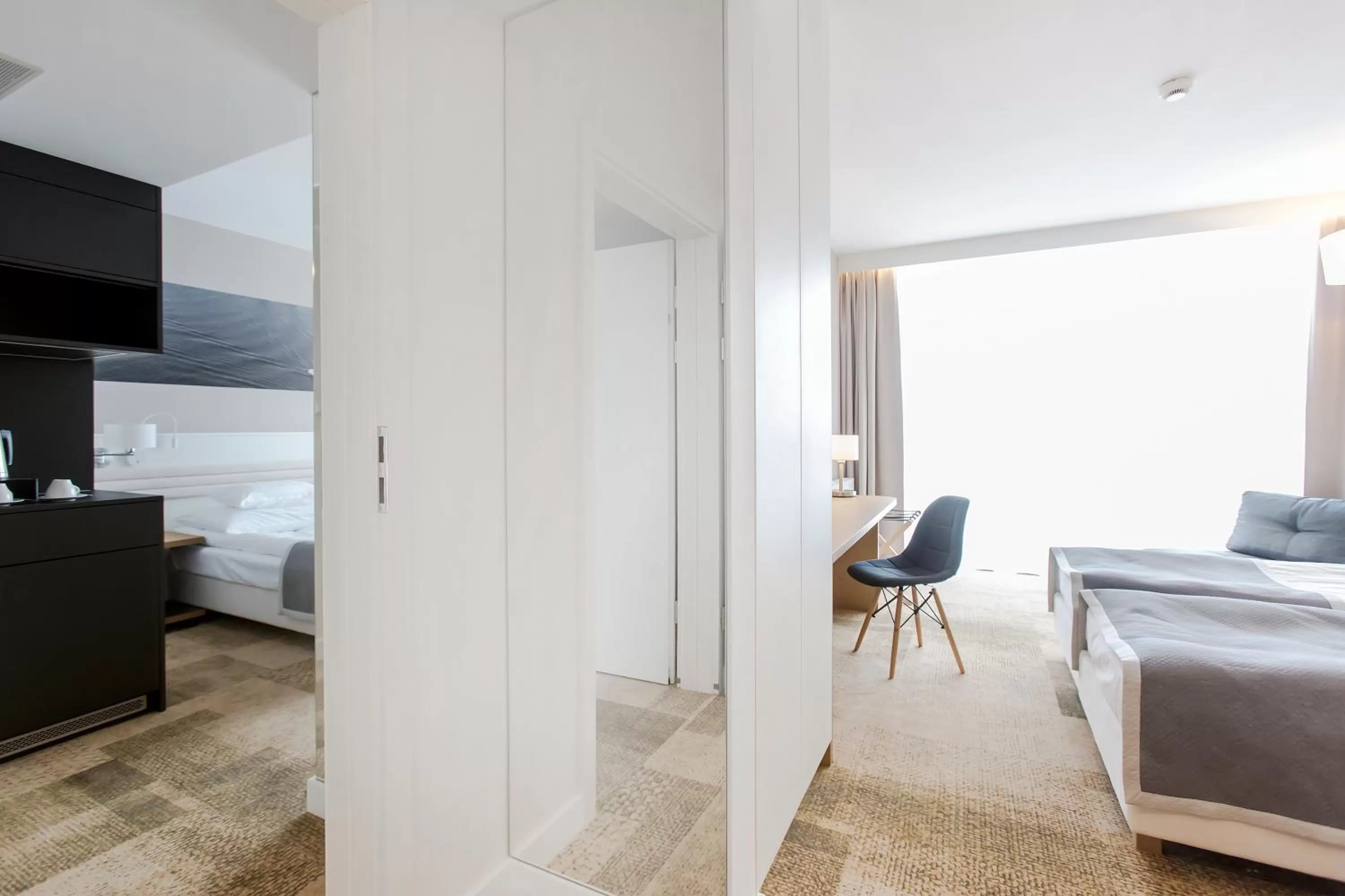 Shower, Bed in Hotel Platan