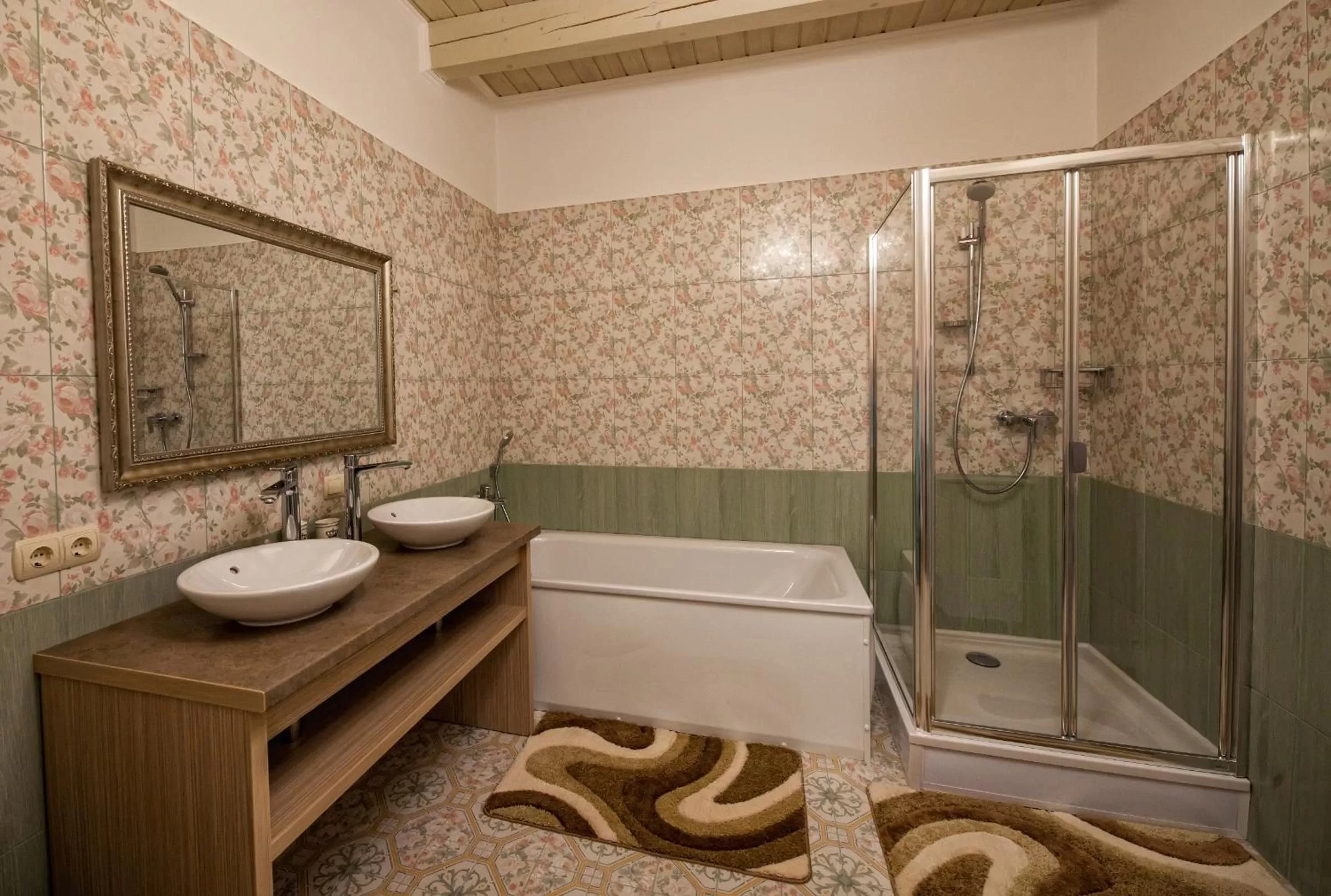 Bathroom in Olga Deluxe